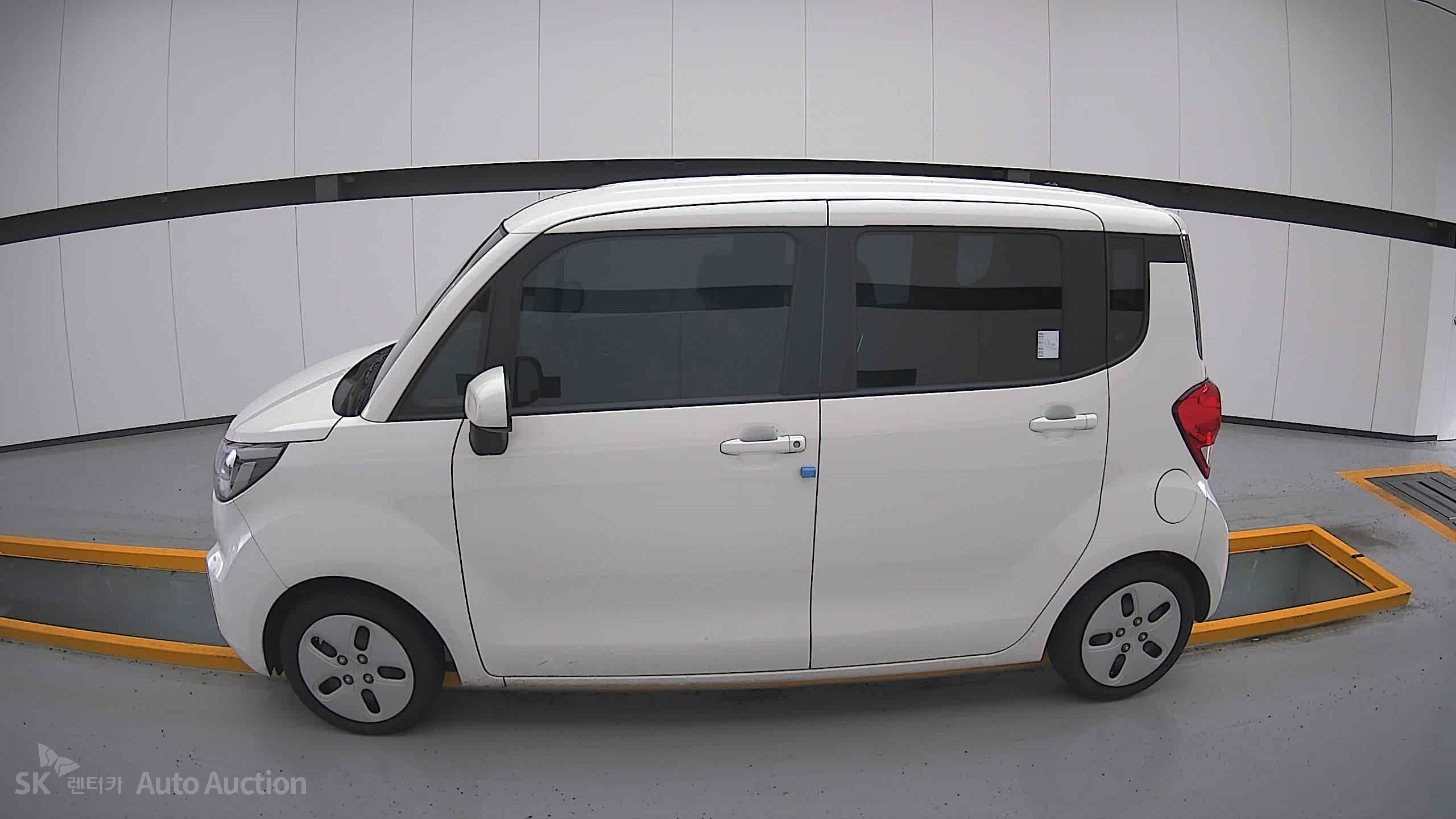 2022 - kia ray