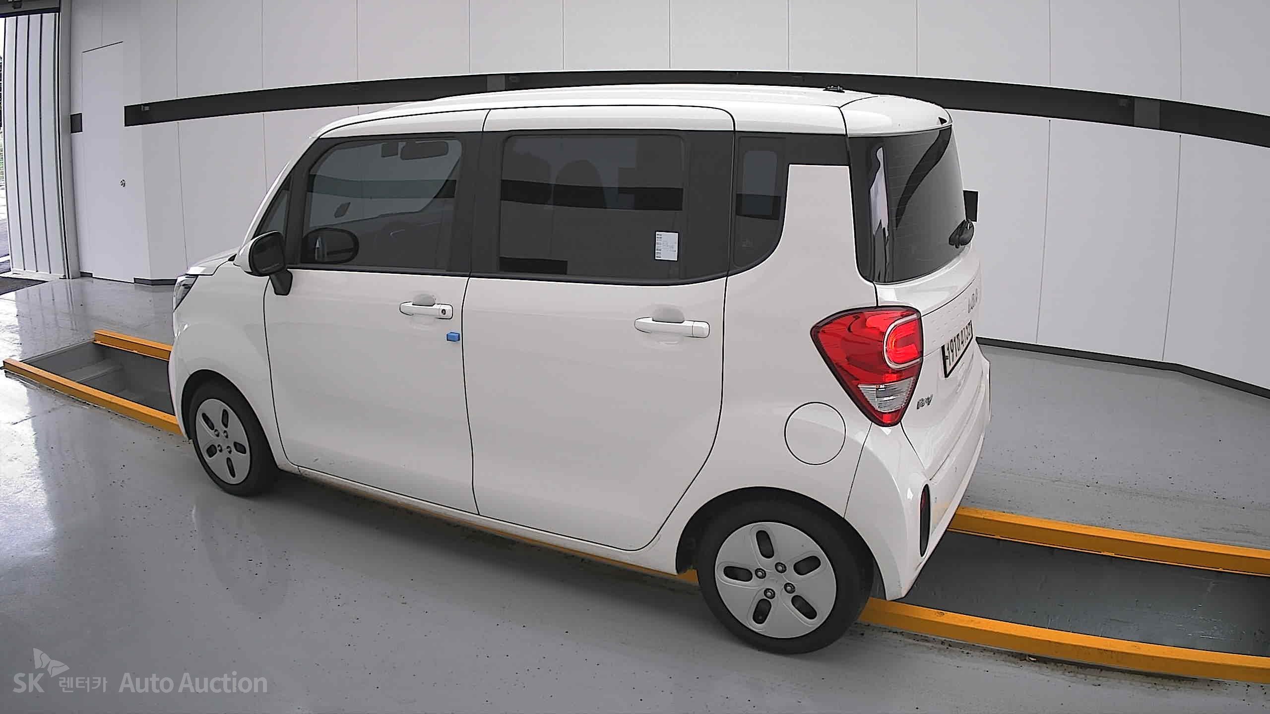 2022 - kia ray