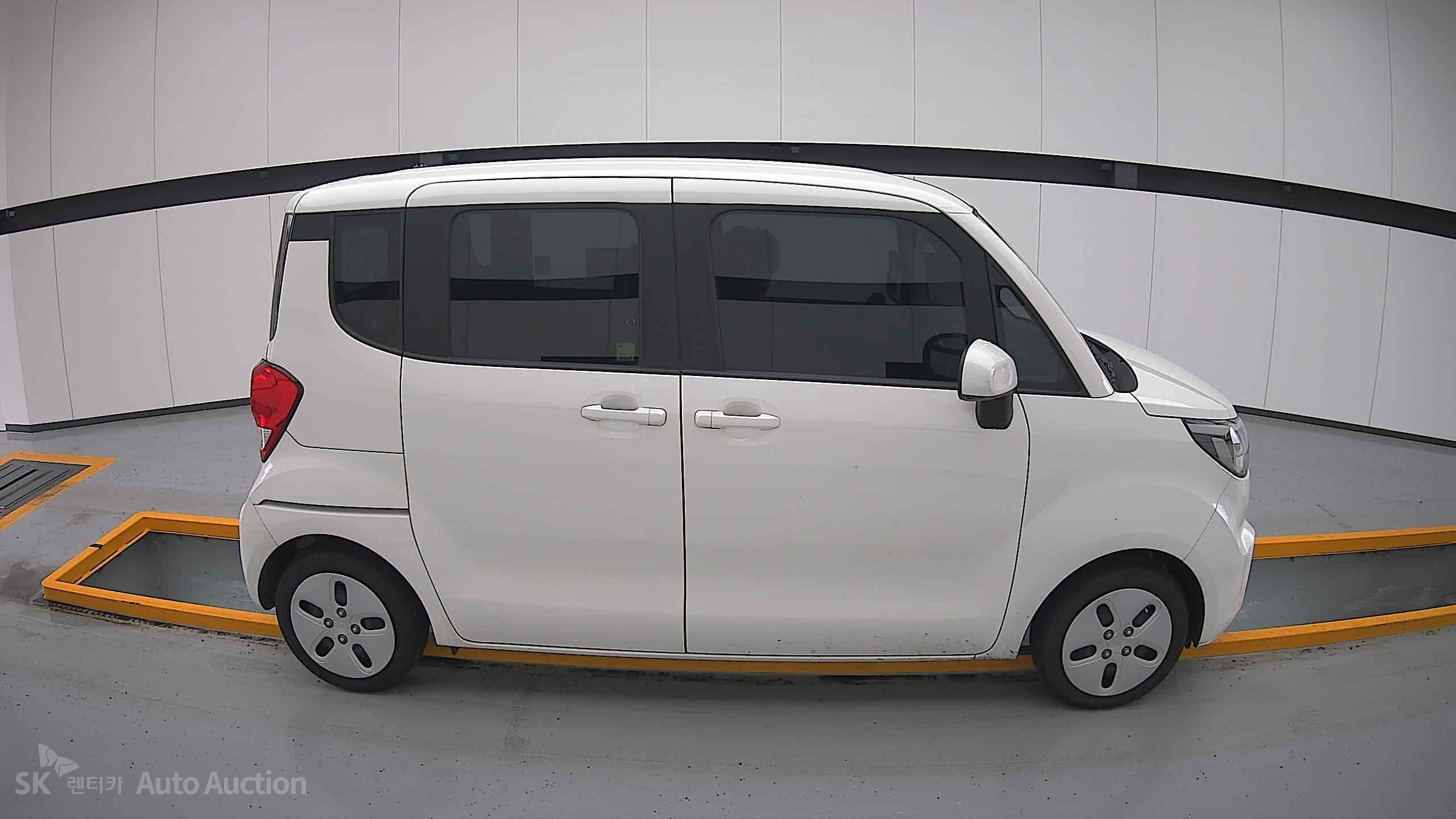 2022 - kia ray
