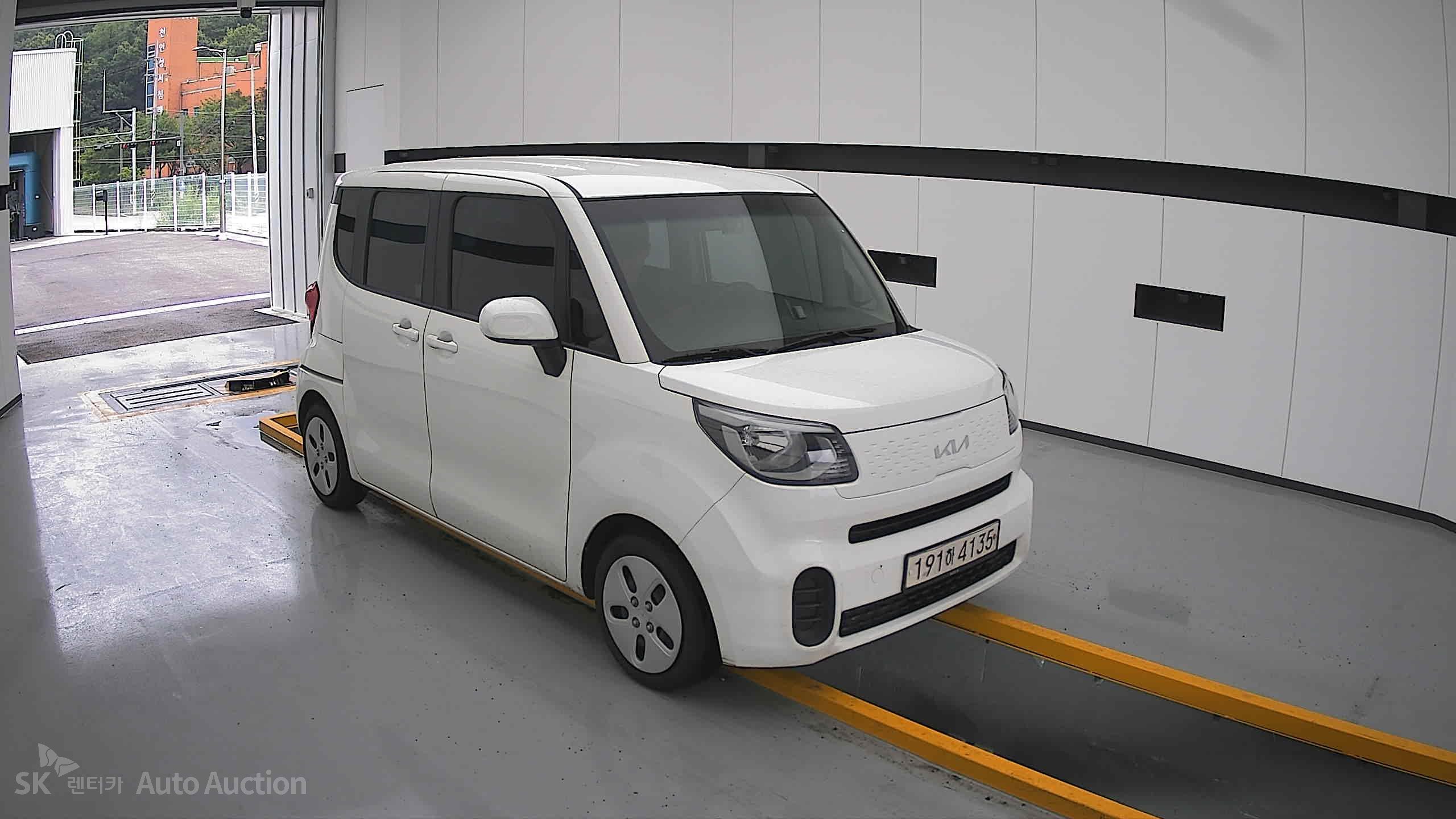 2022 - kia ray