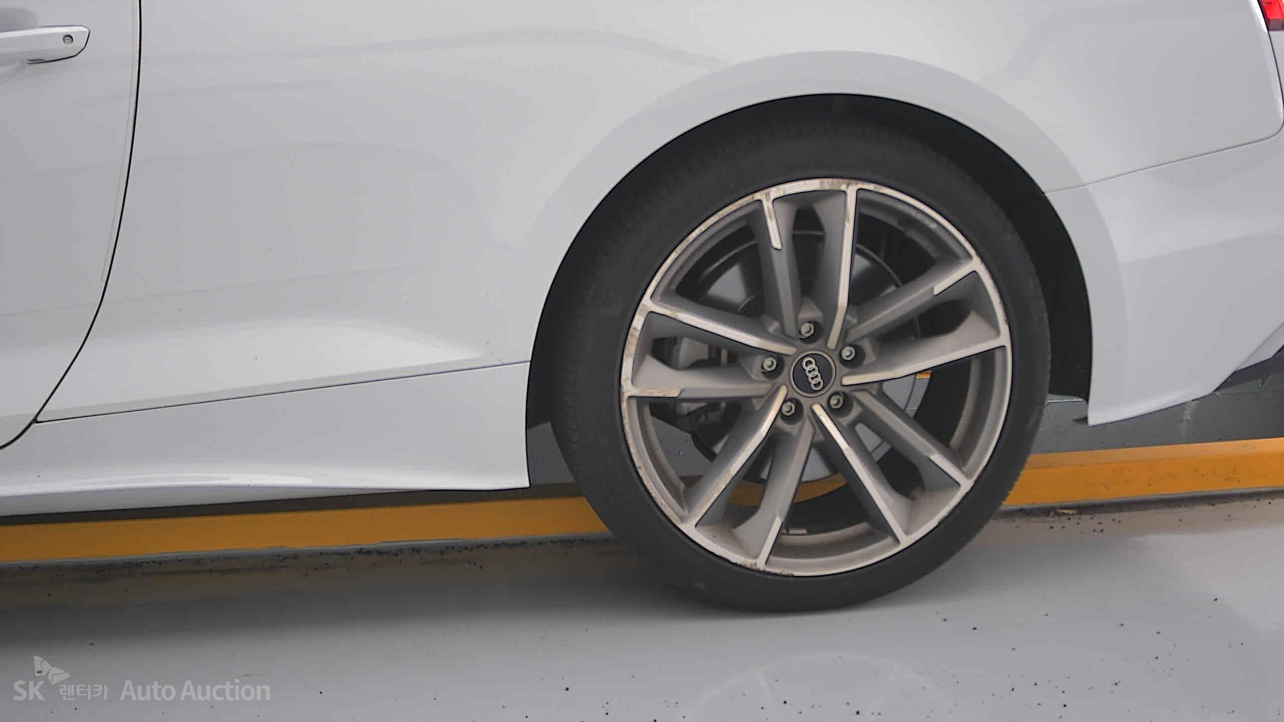 2021 - audi a5