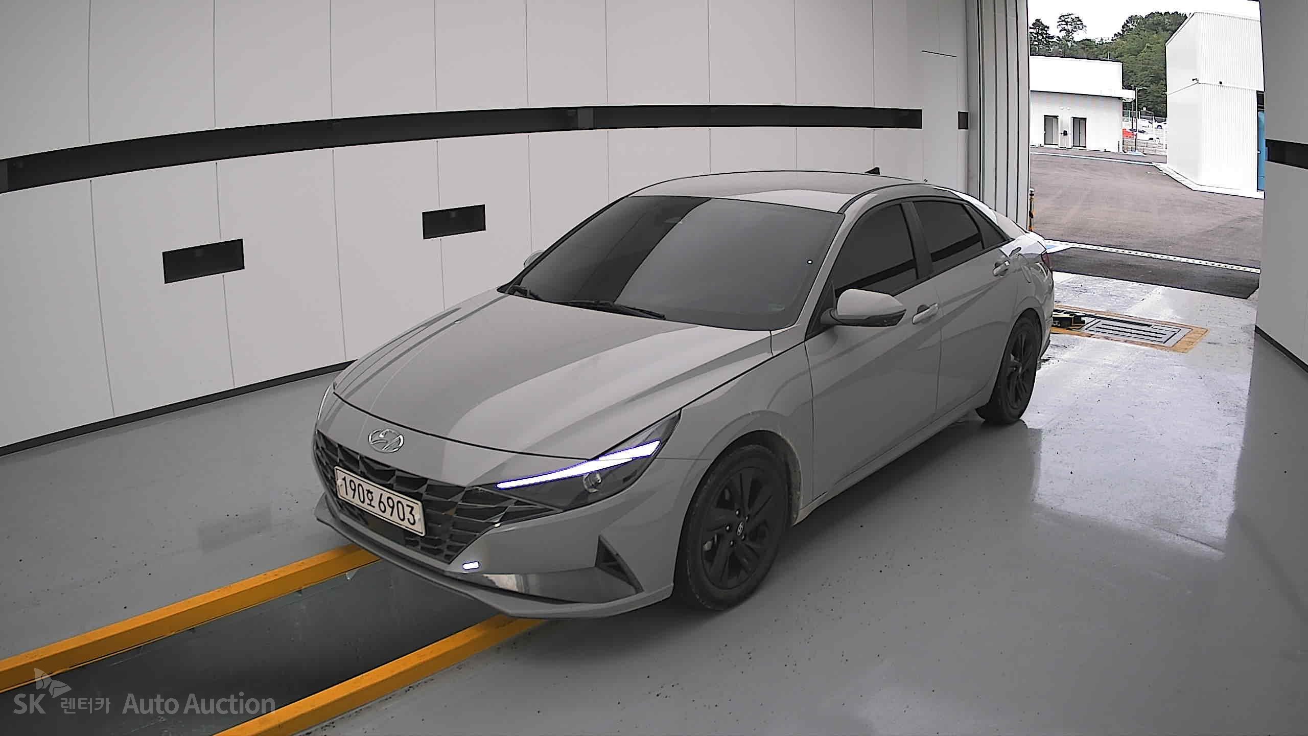 2023 - hyundai avante