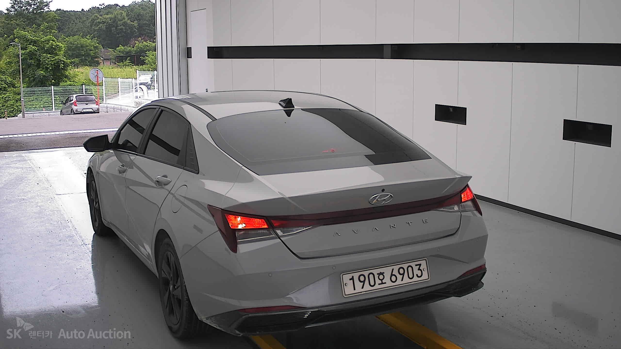 2023 - hyundai avante