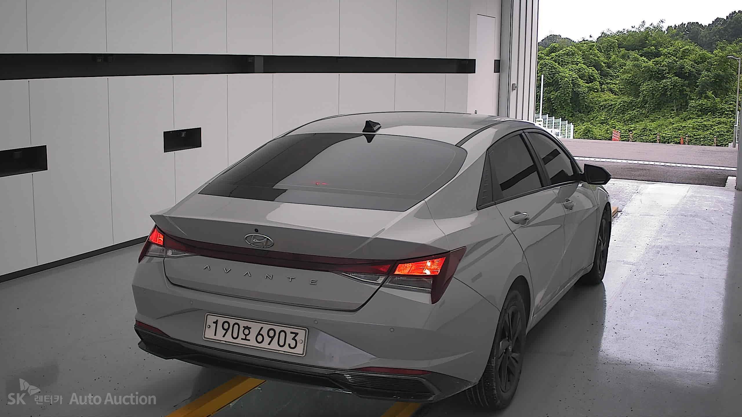 2023 - hyundai avante