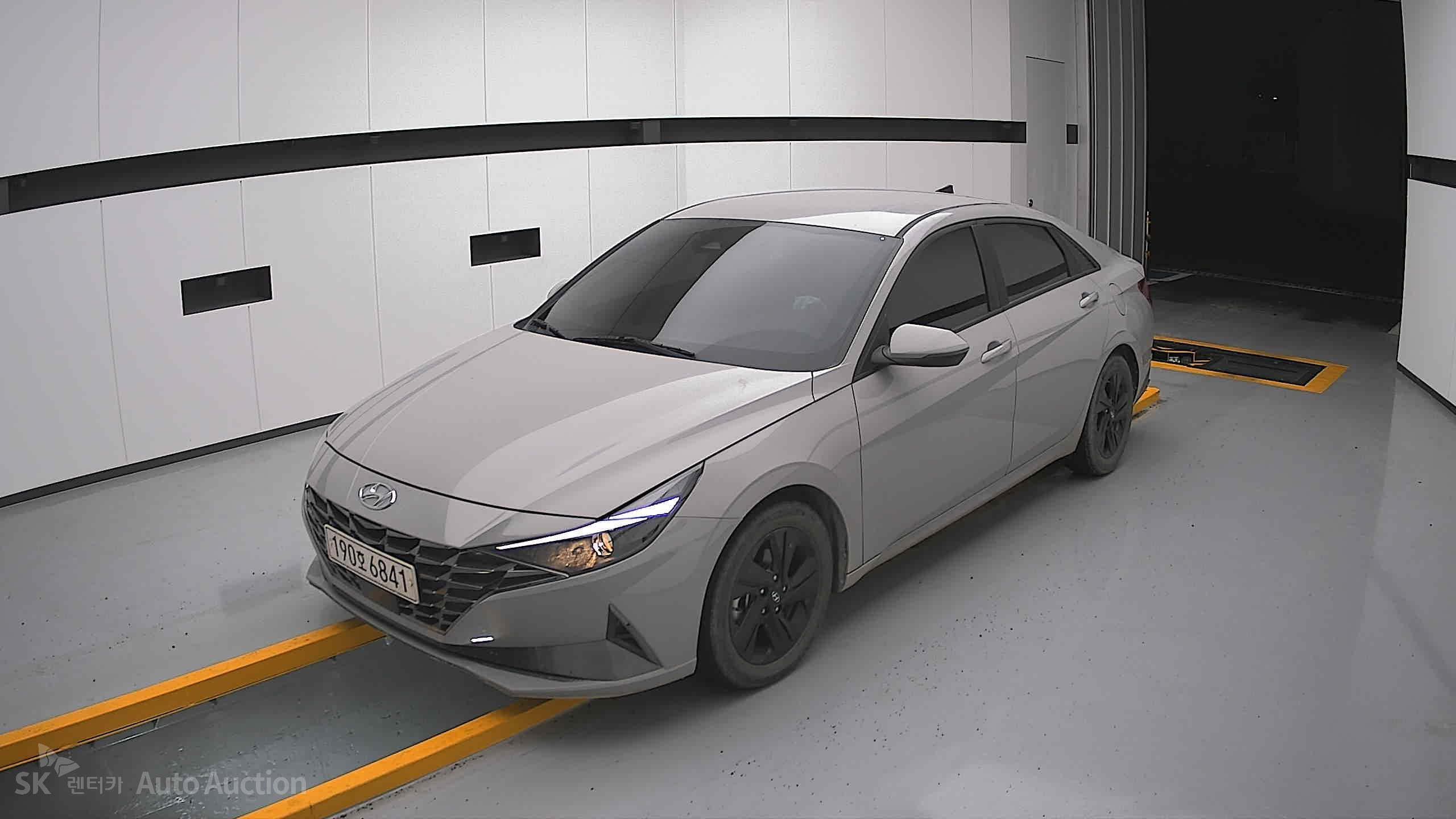 2023 - hyundai avante