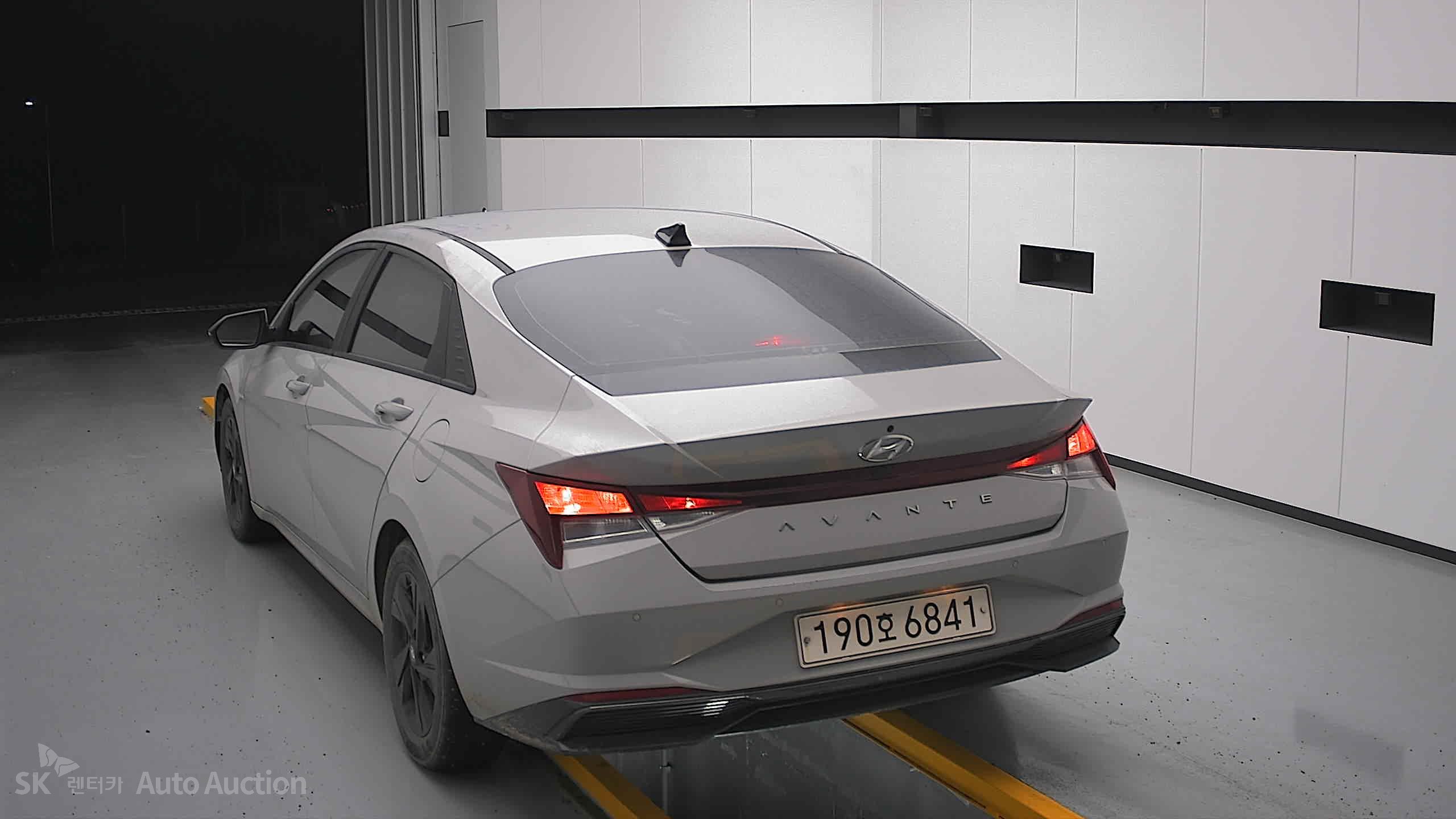 2023 - hyundai avante