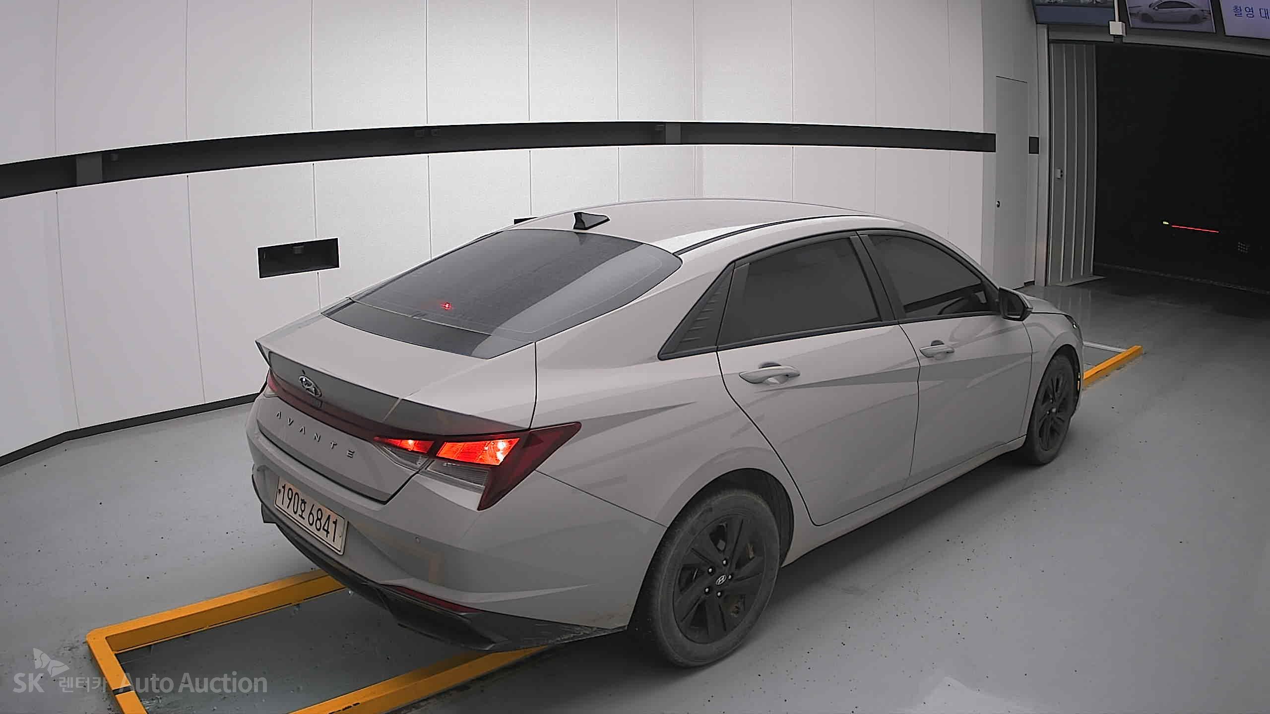 2023 - hyundai avante