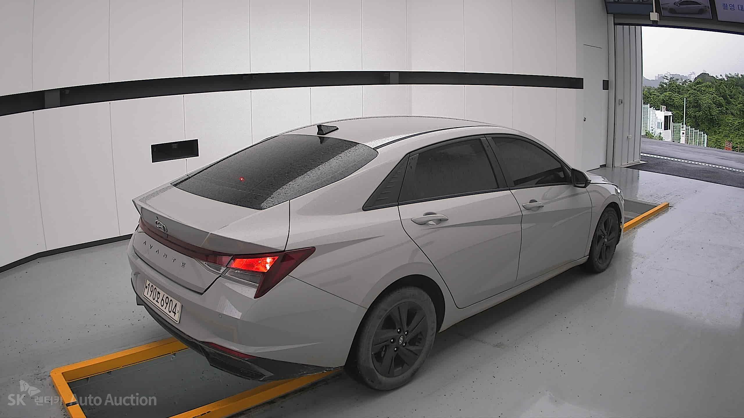 2023 - hyundai avante
