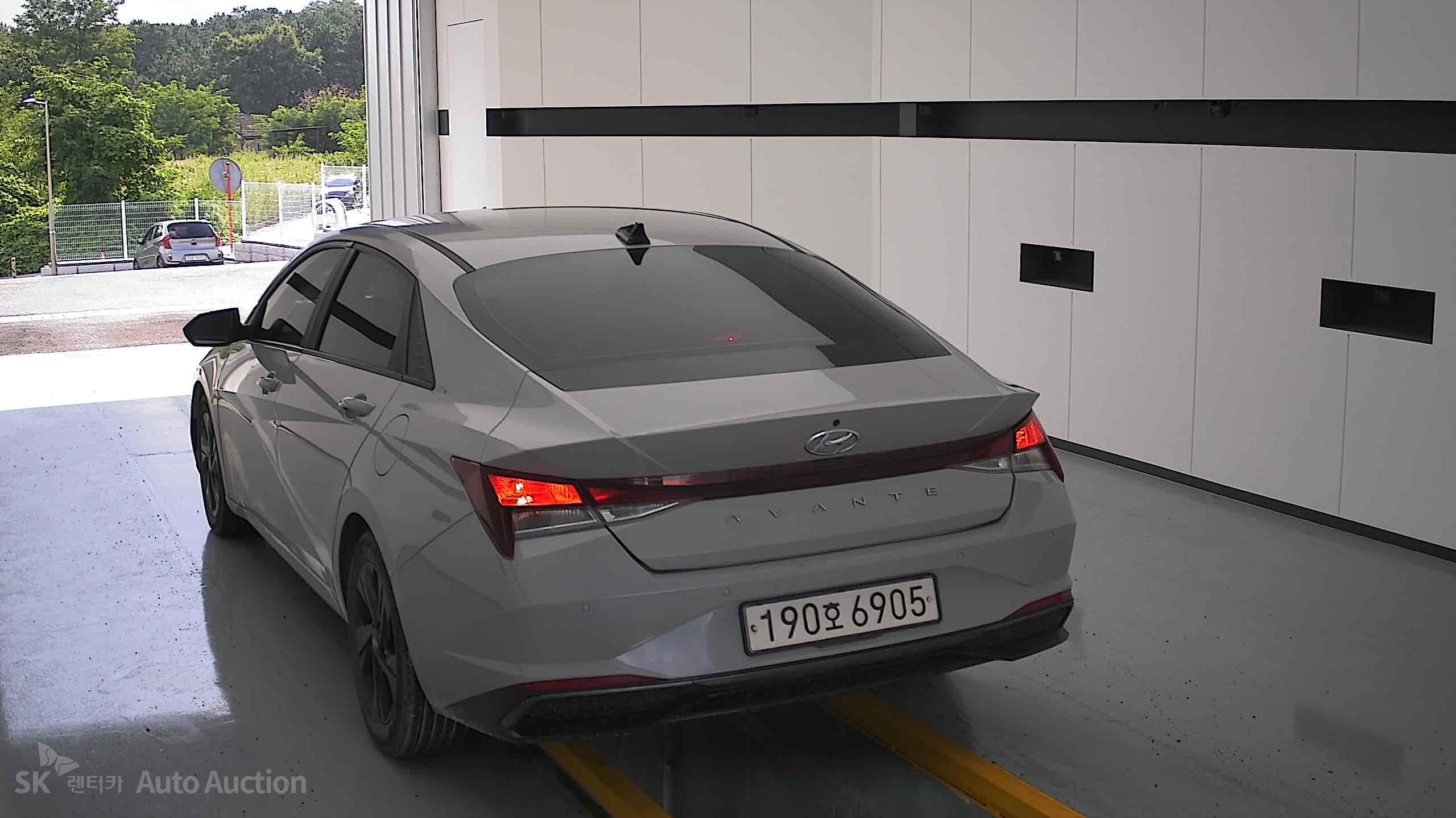 2023 - hyundai avante