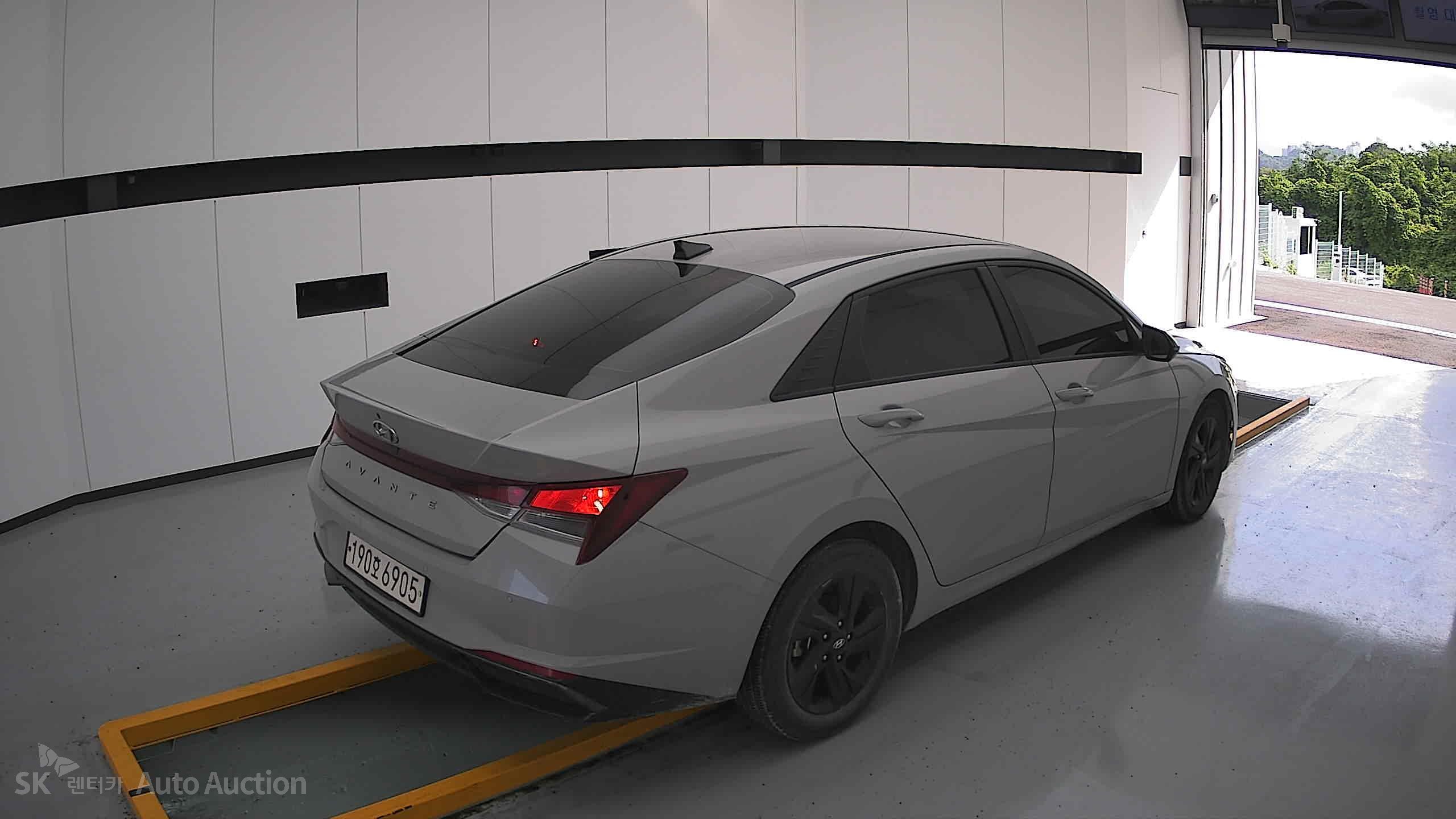 2023 - hyundai avante