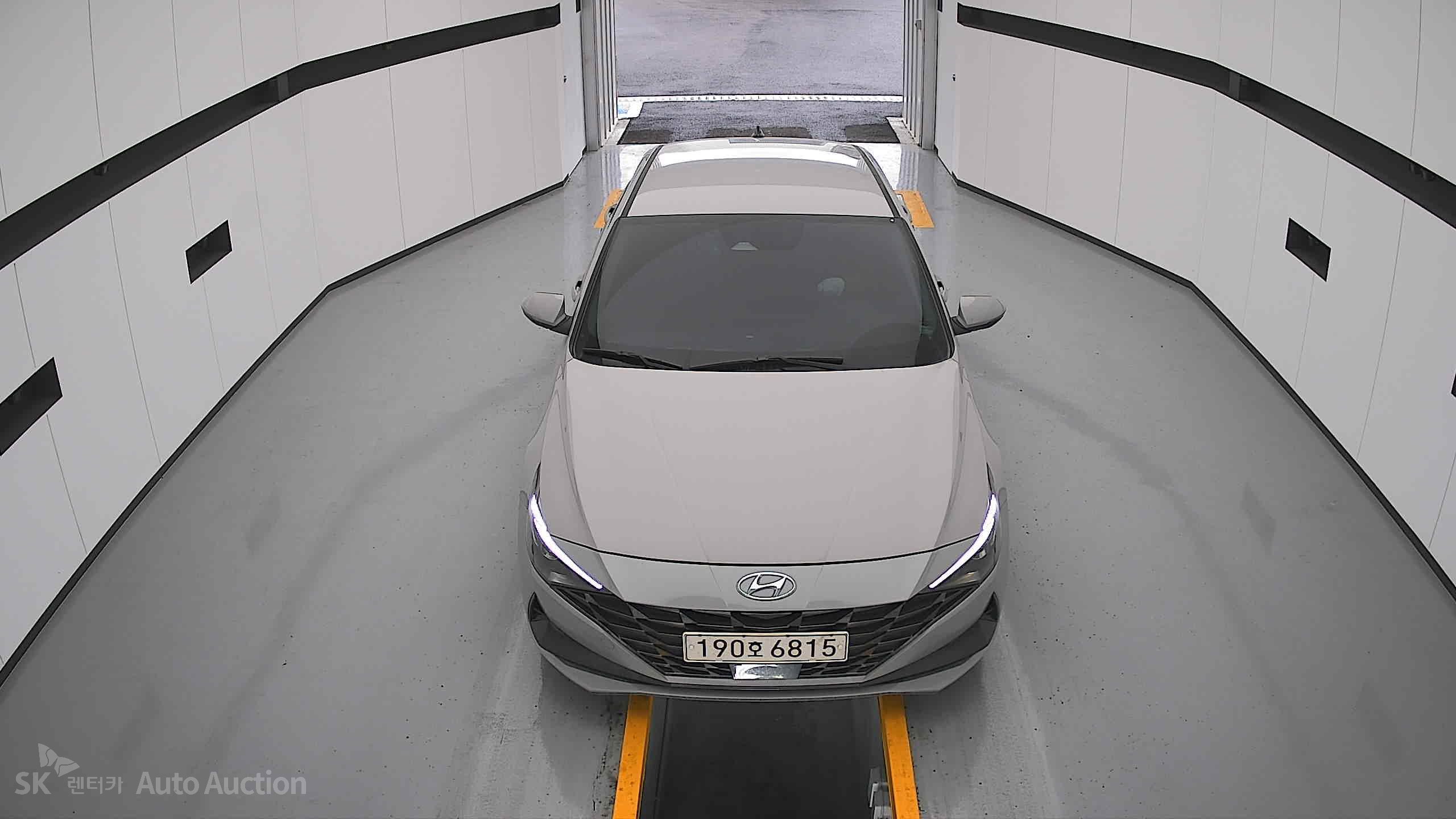 2023 - hyundai avante