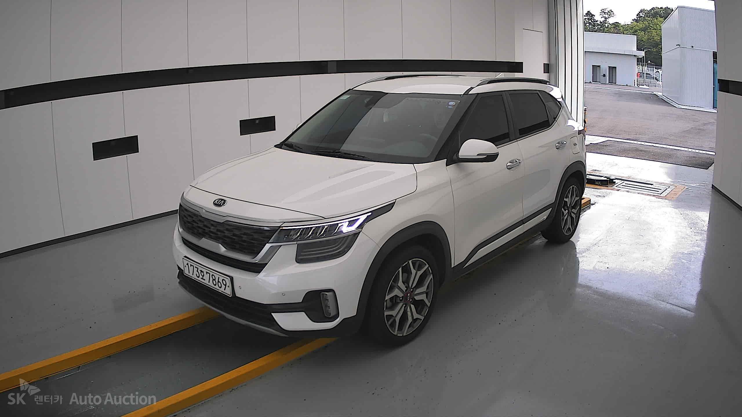 2020 - kia seltos