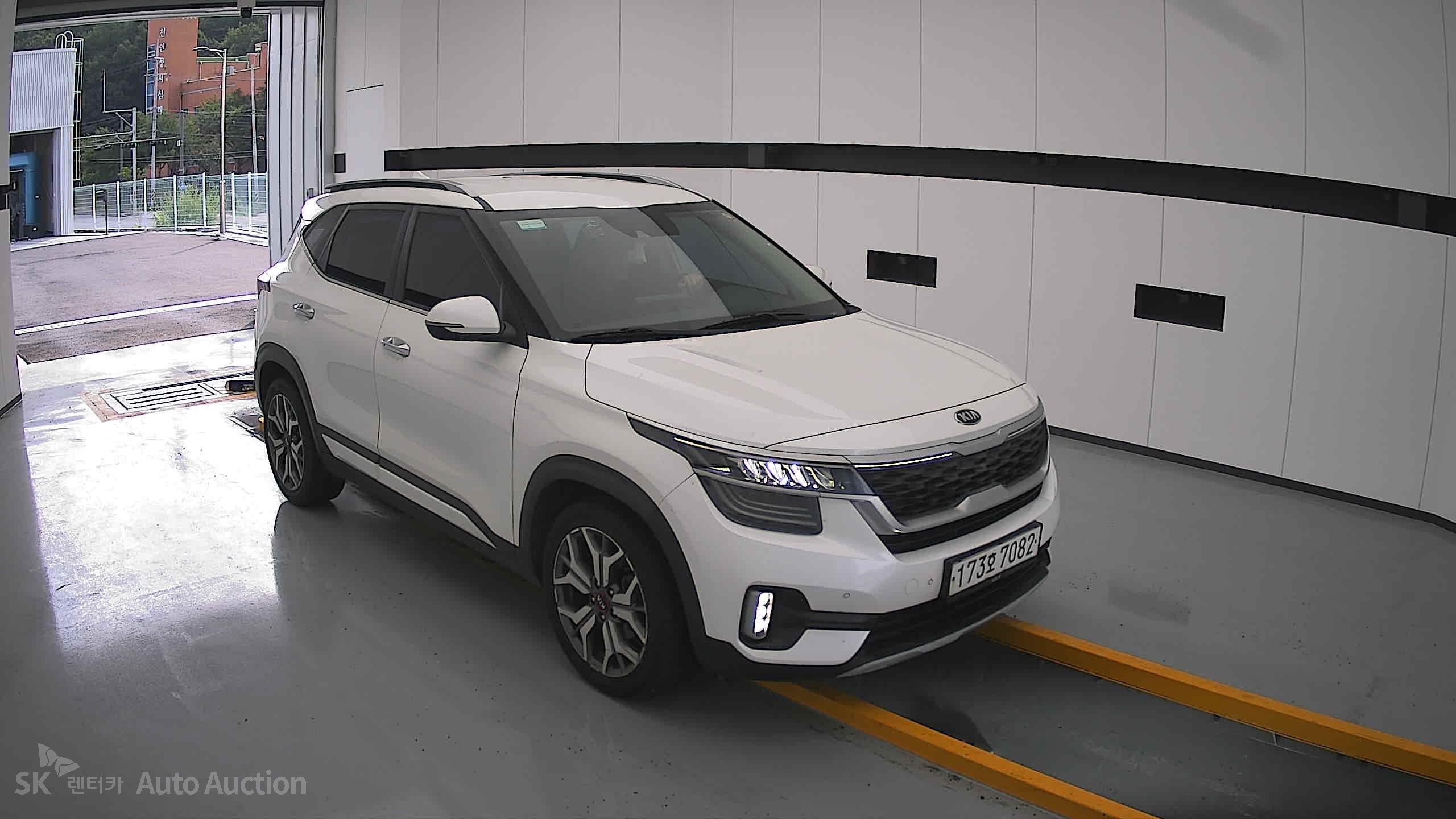 2020 - kia seltos