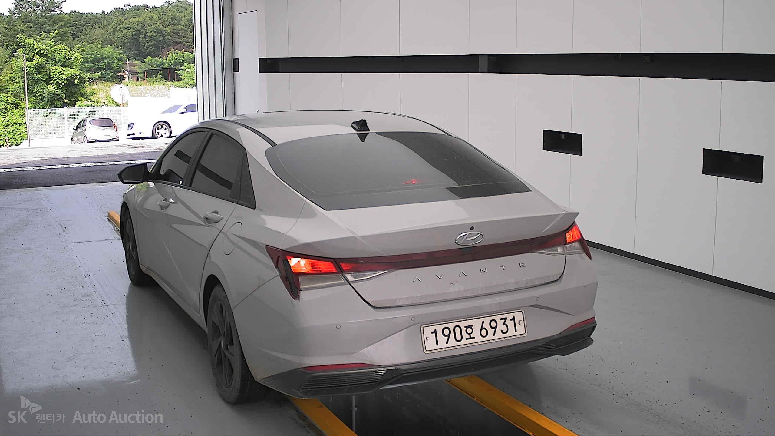 2023 - hyundai avante