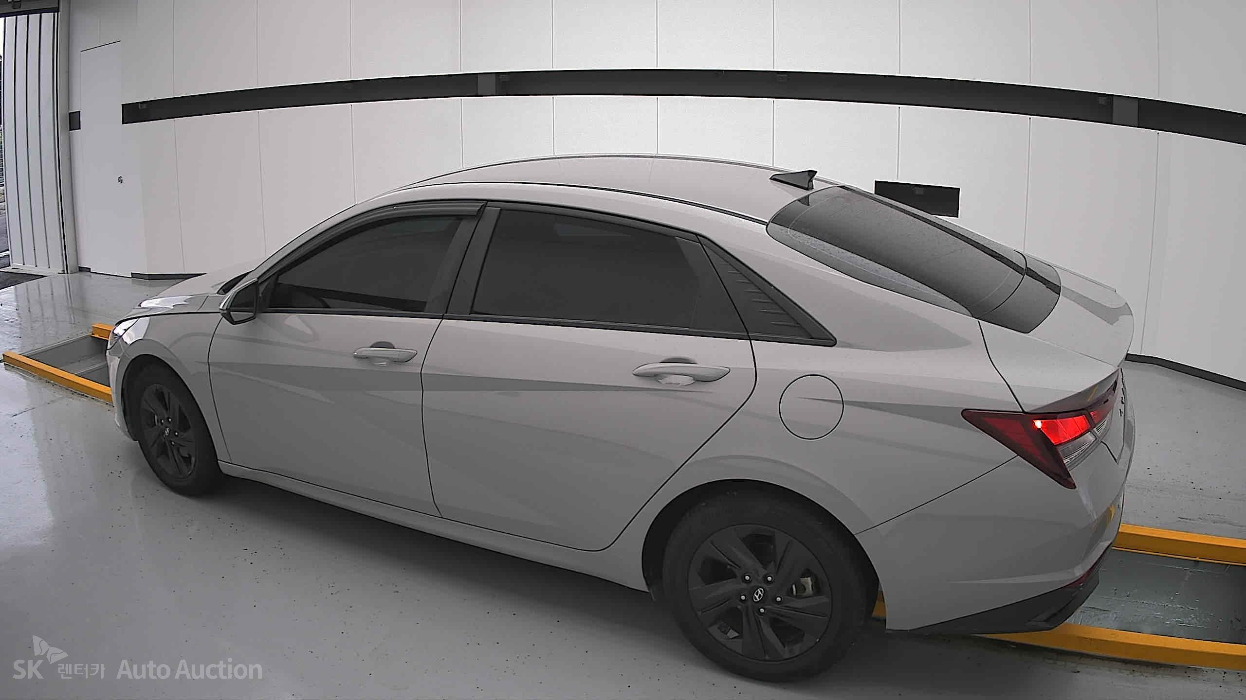 2023 - hyundai avante