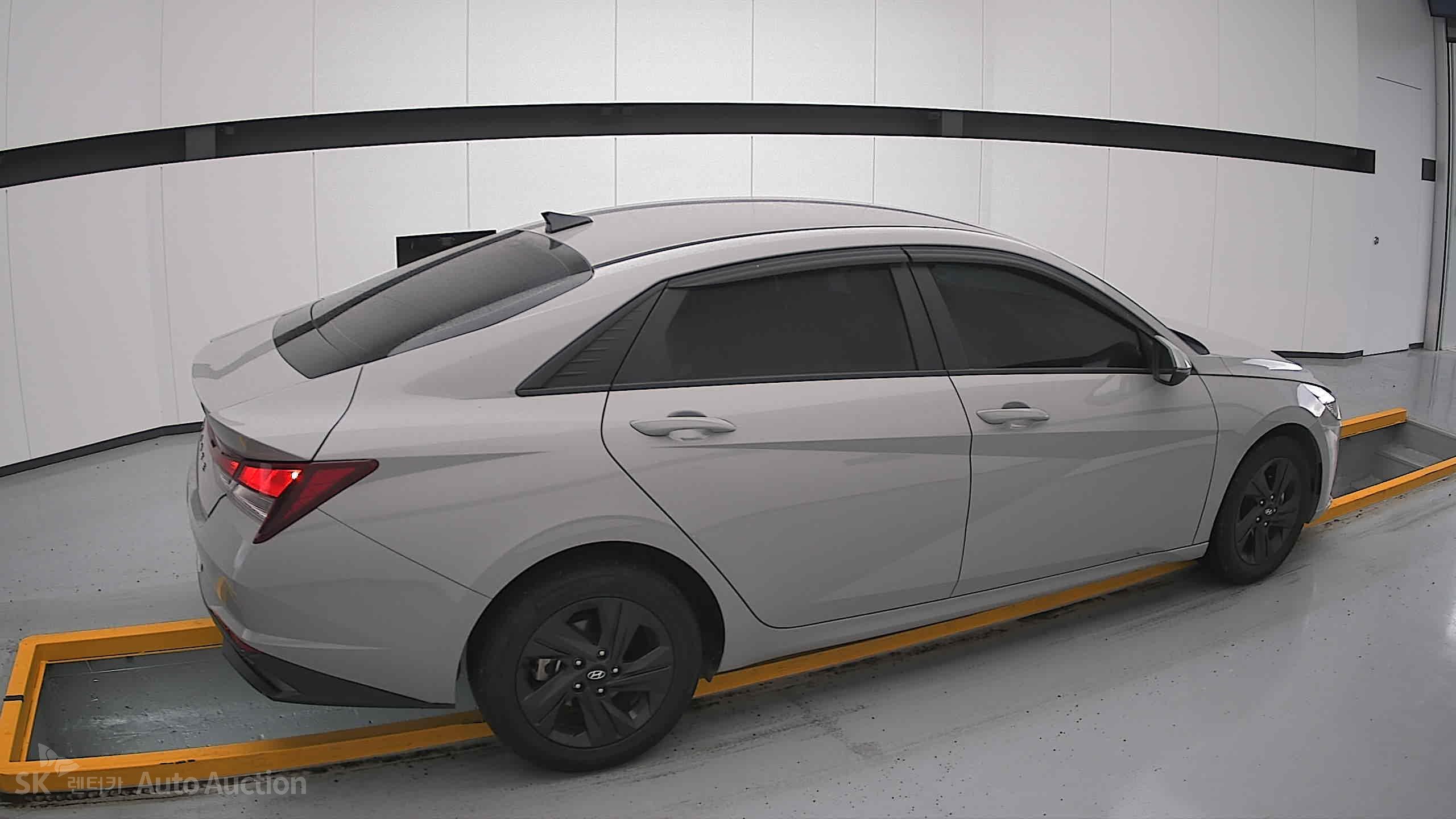 2023 - hyundai avante