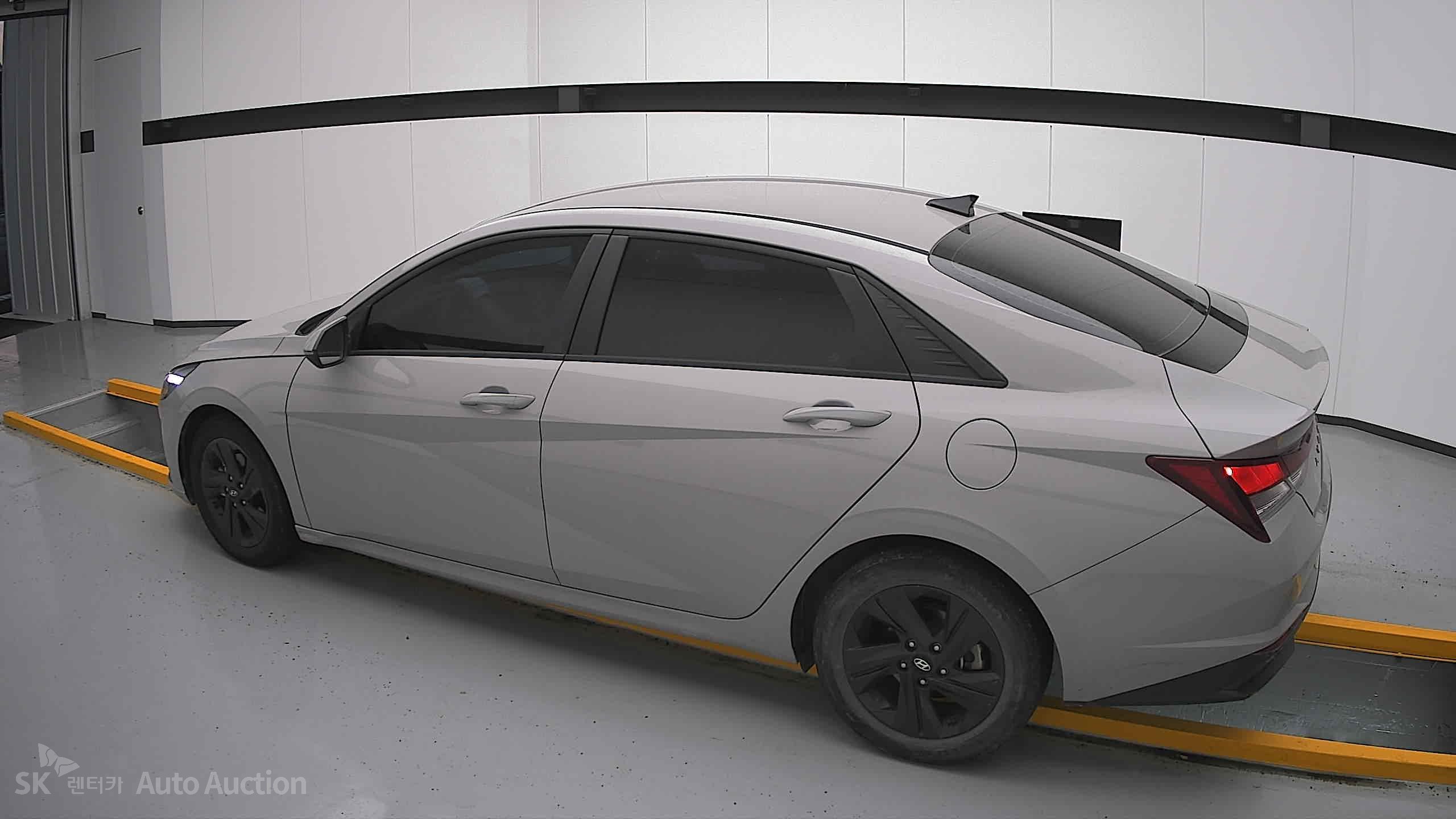2023 - hyundai avante
