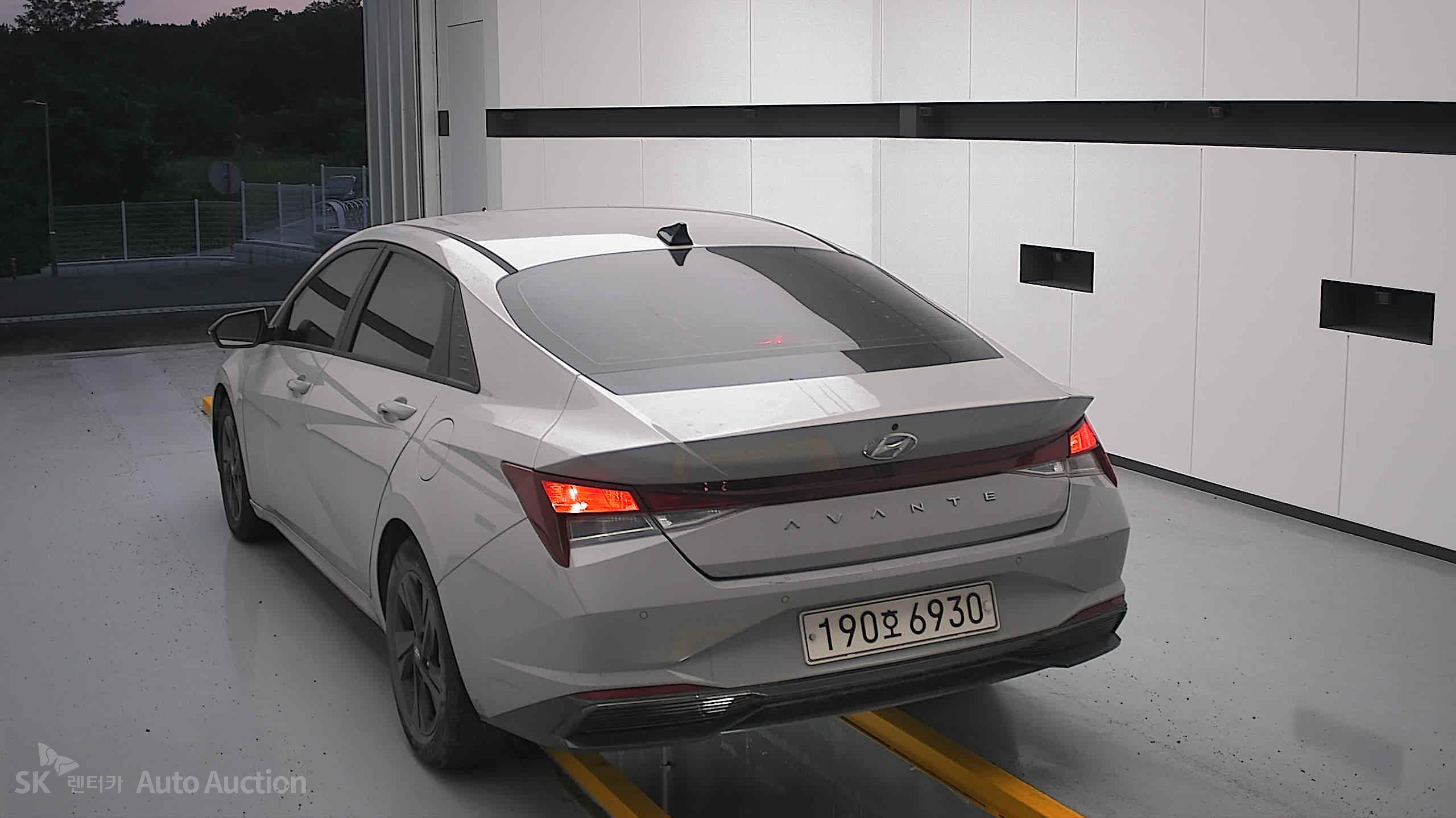 2023 - hyundai avante