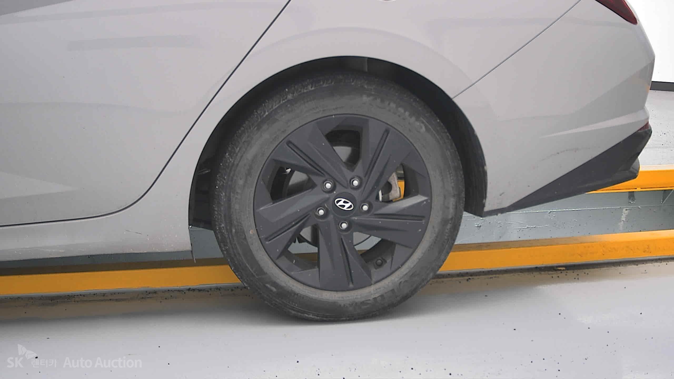 2023 - hyundai avante