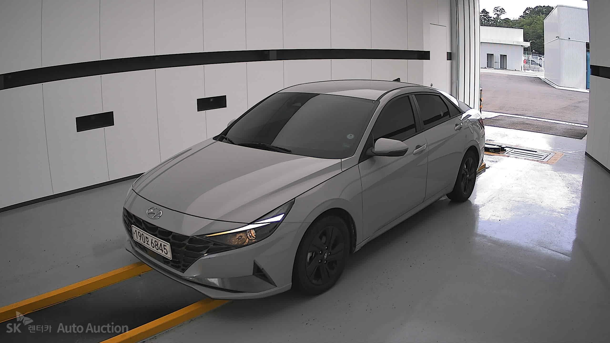 2023 - hyundai avante