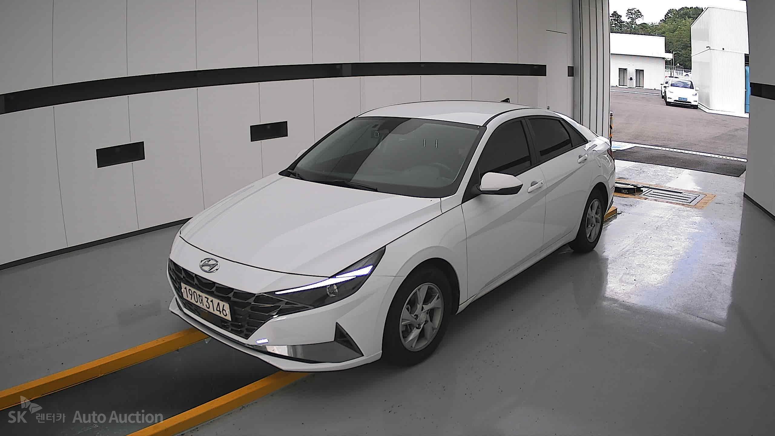 2022 - hyundai avante