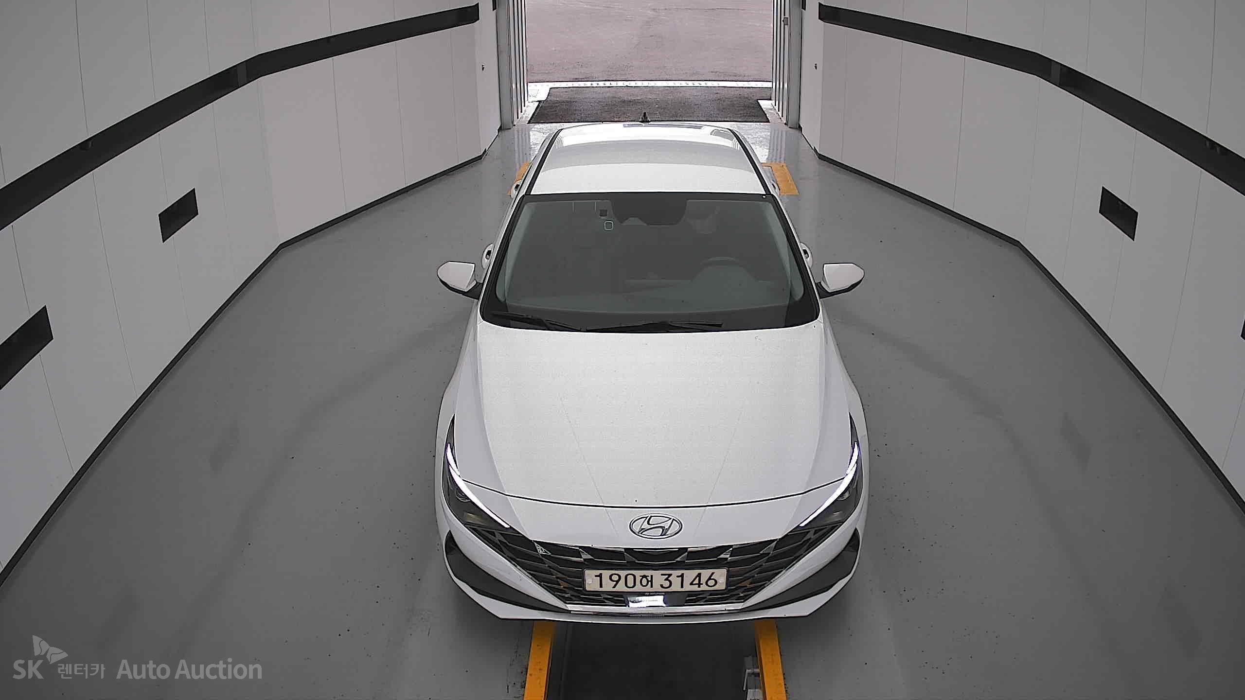 2022 - hyundai avante