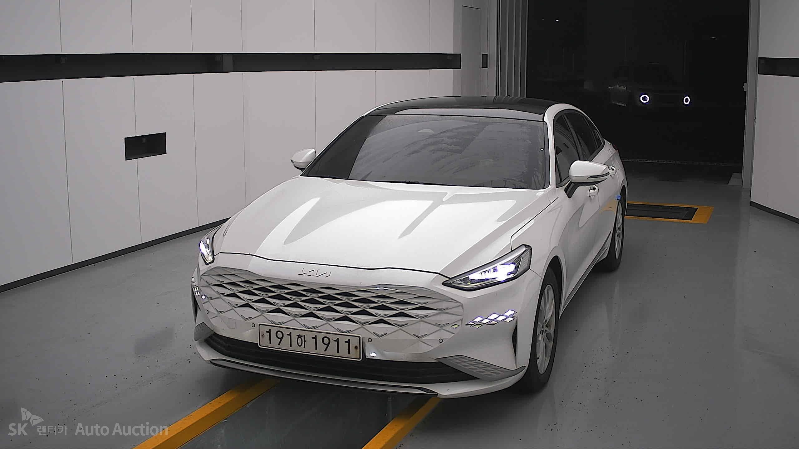 2022 - kia k8
