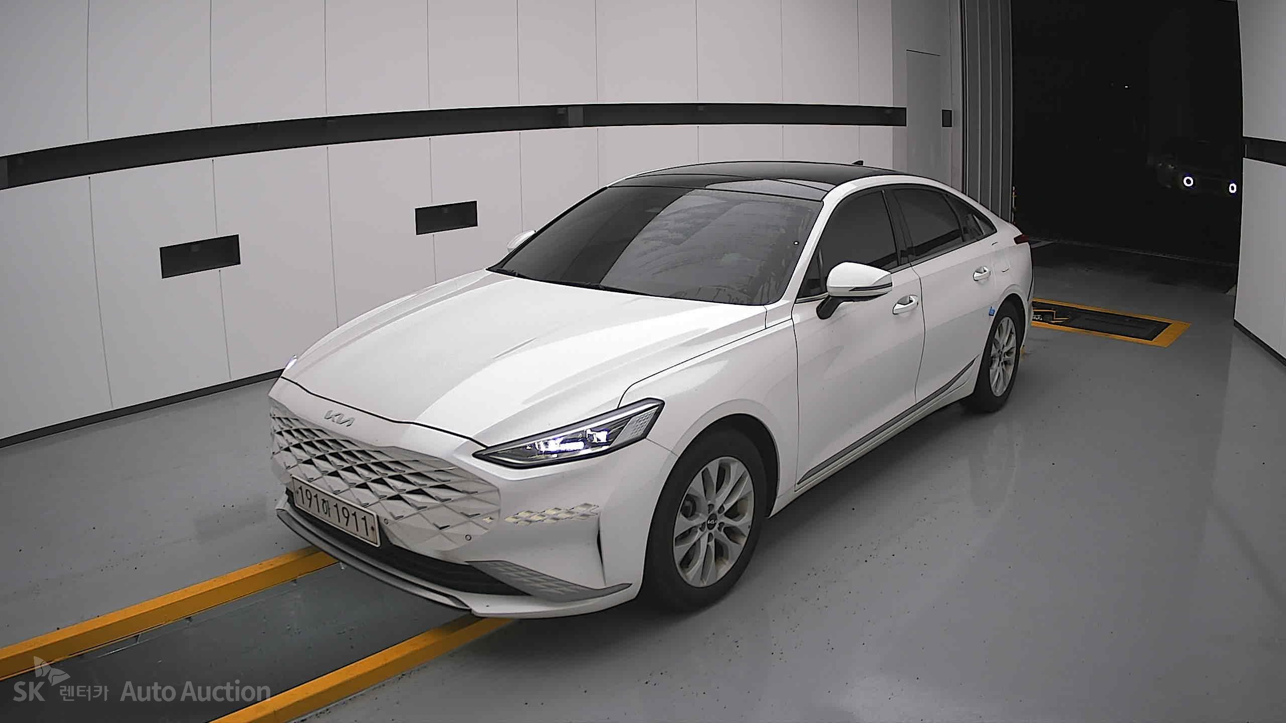 2022 - kia k8