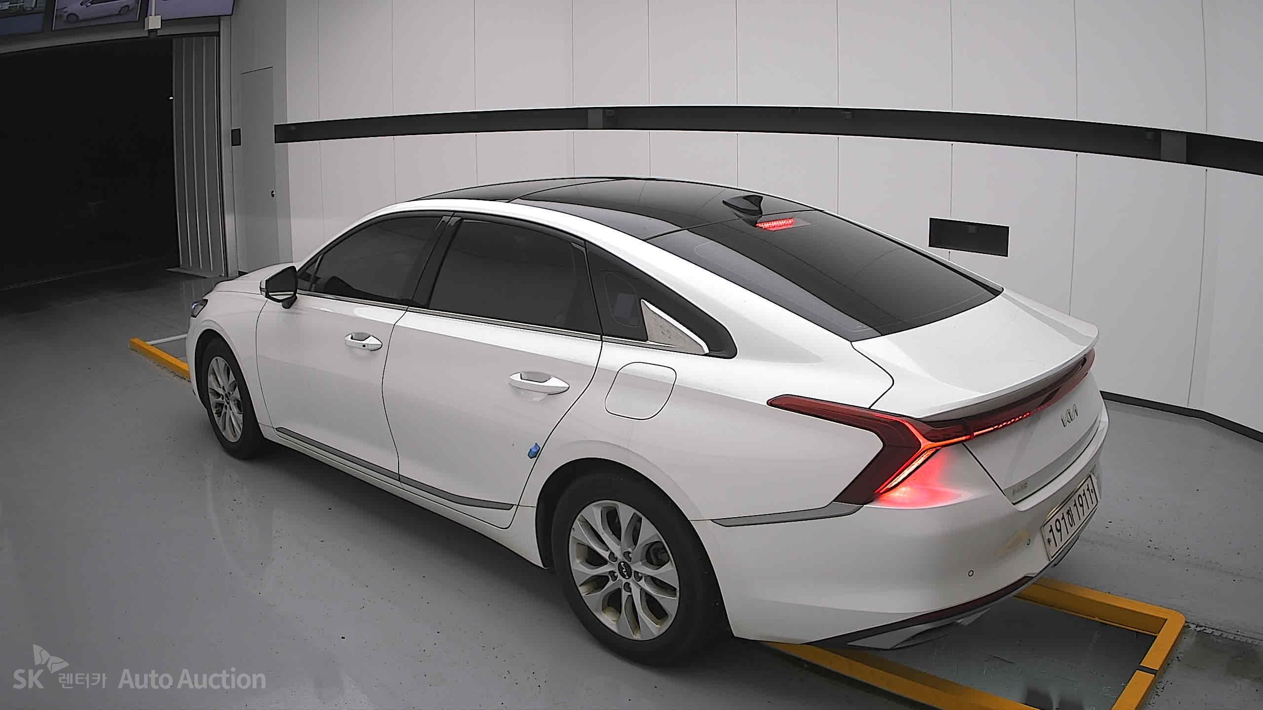 2022 - kia k8