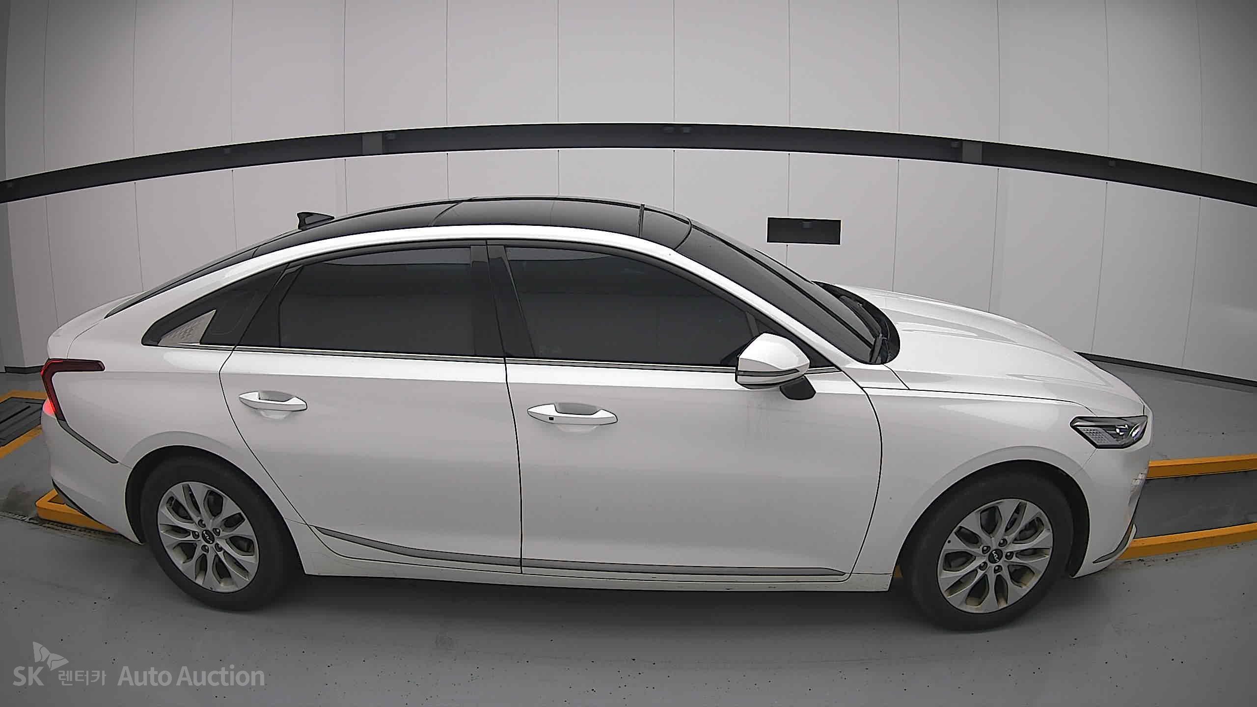 2022 - kia k8