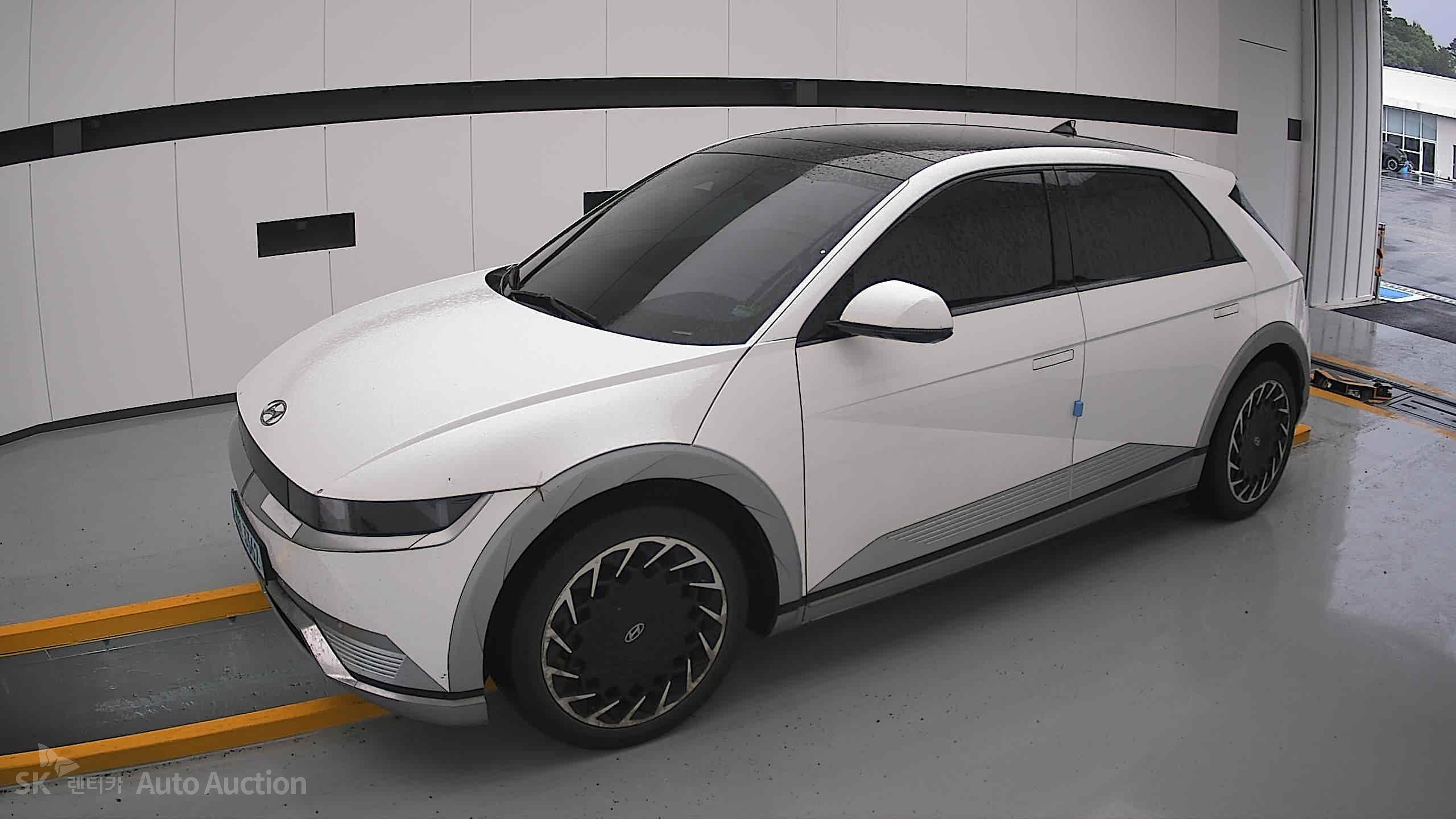 2022 - hyundai ioniq