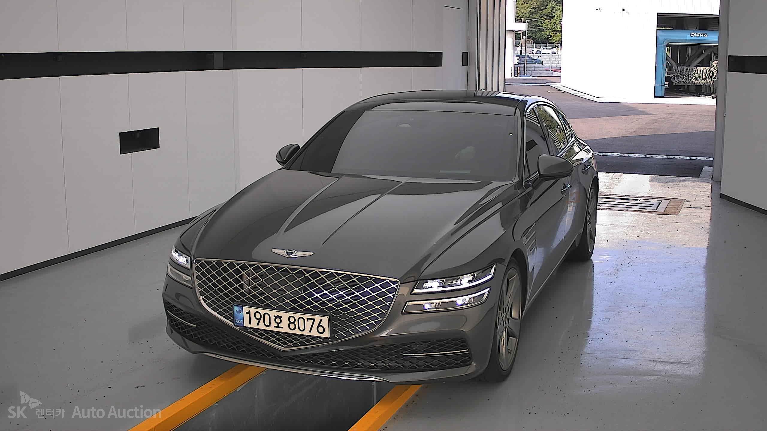 2022 Genesis G80