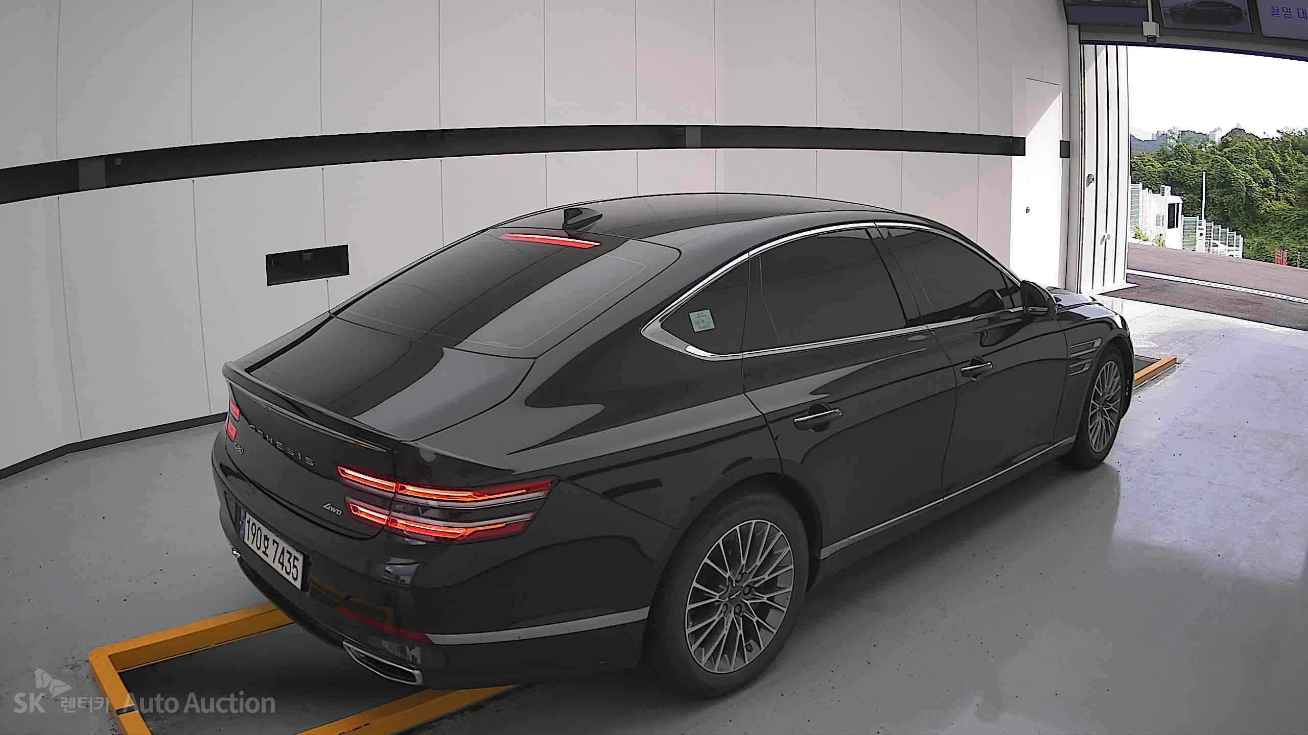 2022 - genesis g80