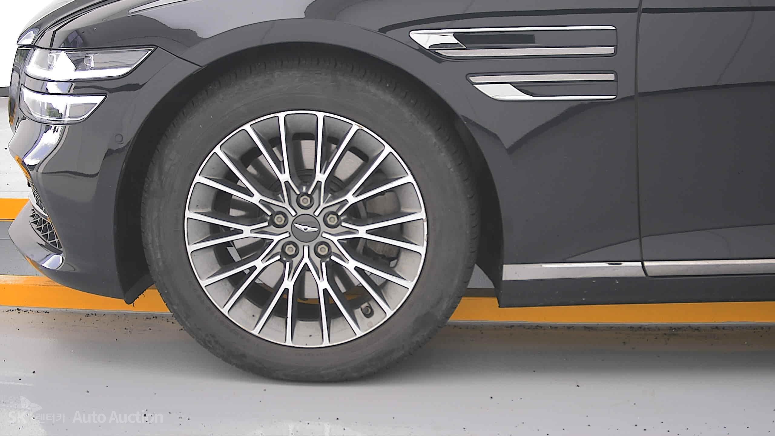 2022 - genesis g80