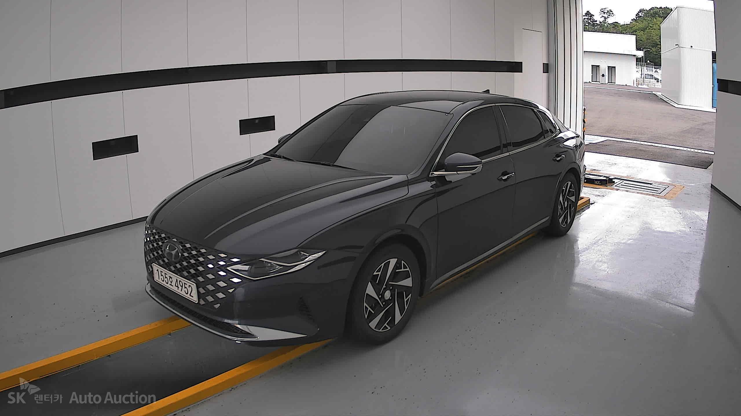 2022 - hyundai grandeur