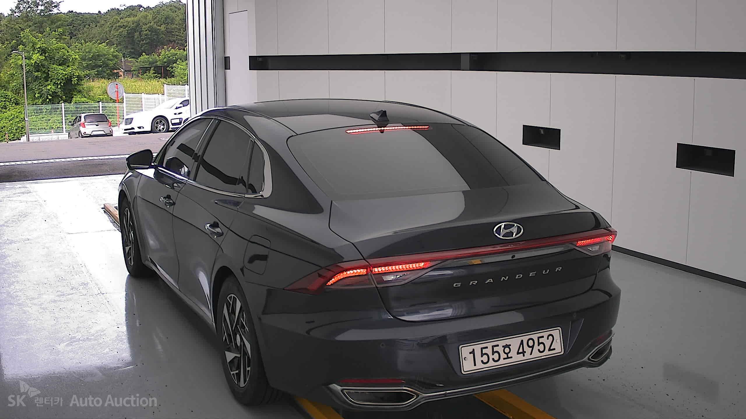 2022 - hyundai grandeur