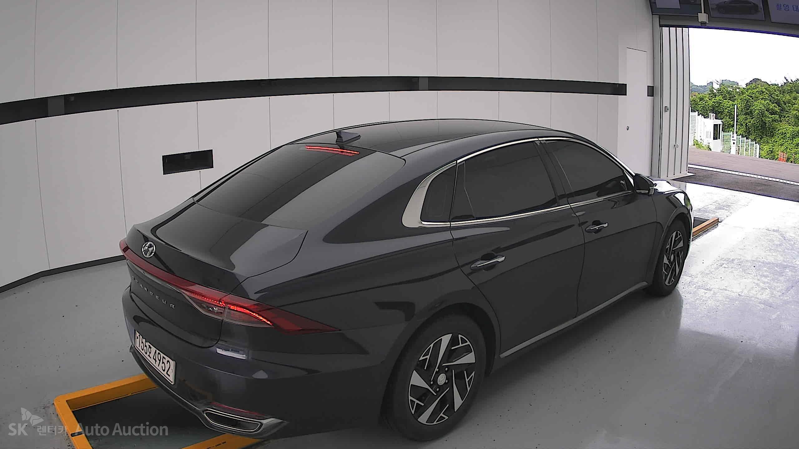 2022 - hyundai grandeur