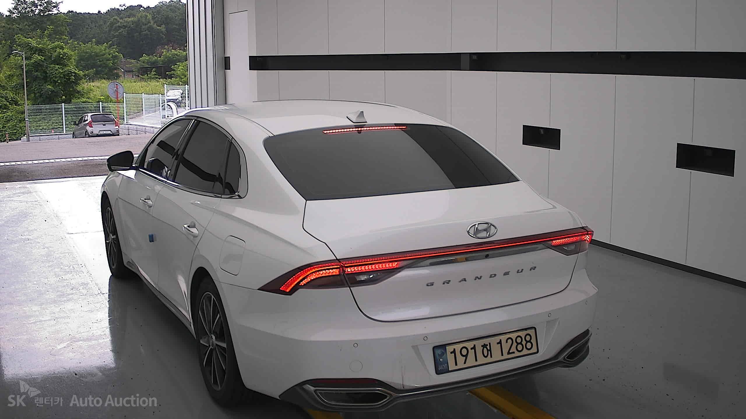 2022 - hyundai grandeur