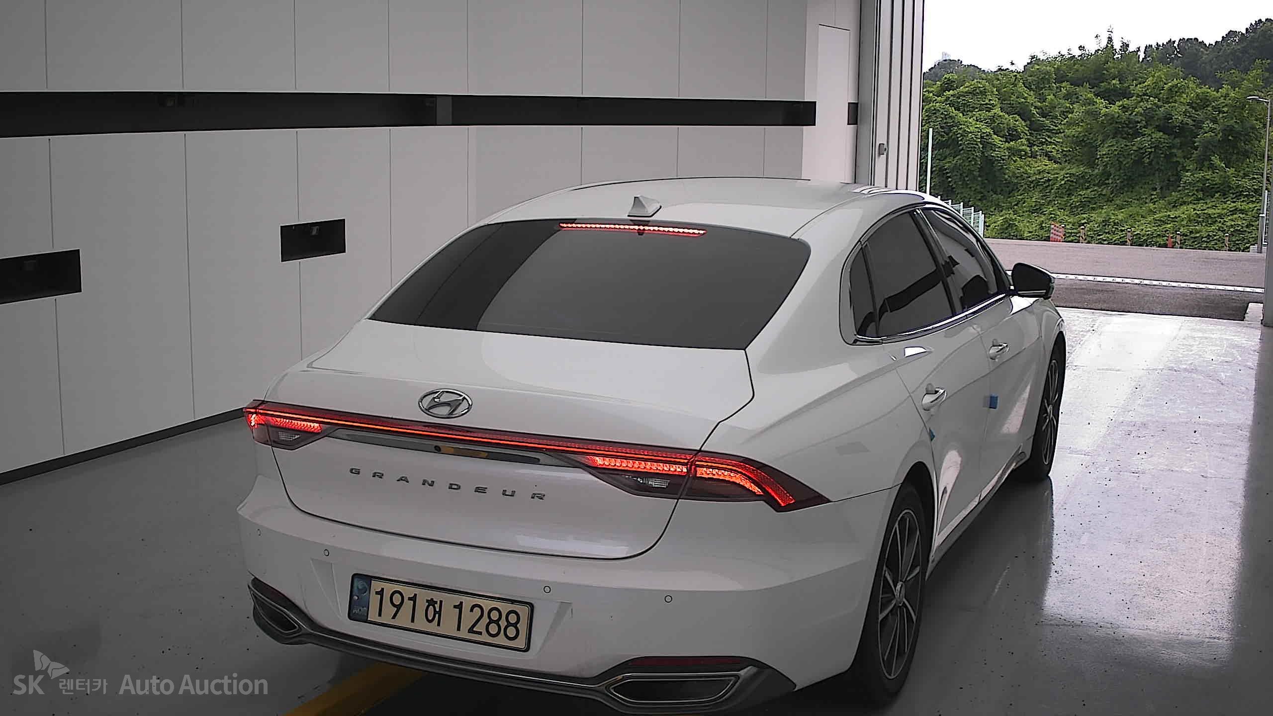 2022 - hyundai grandeur