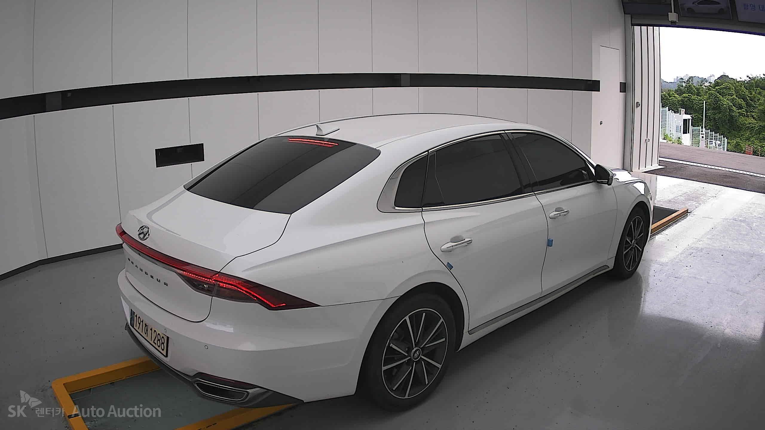 2022 - hyundai grandeur