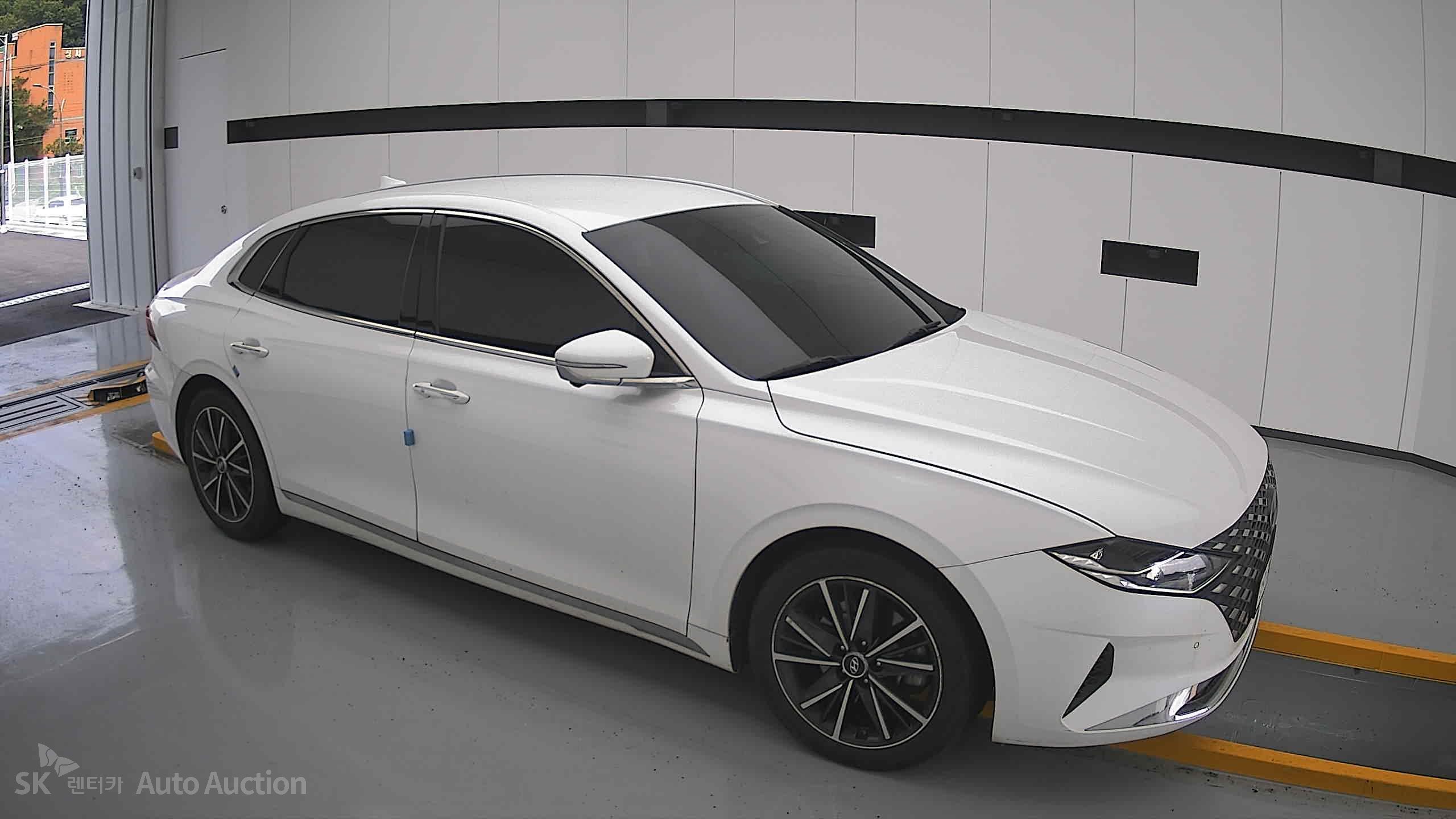 2022 - hyundai grandeur