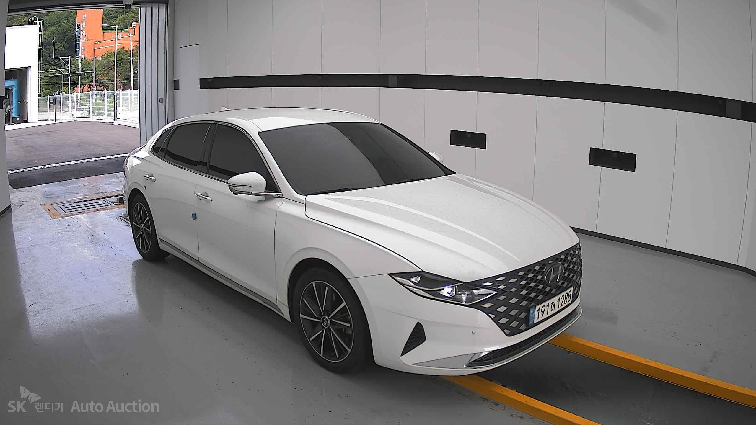 2022 - hyundai grandeur
