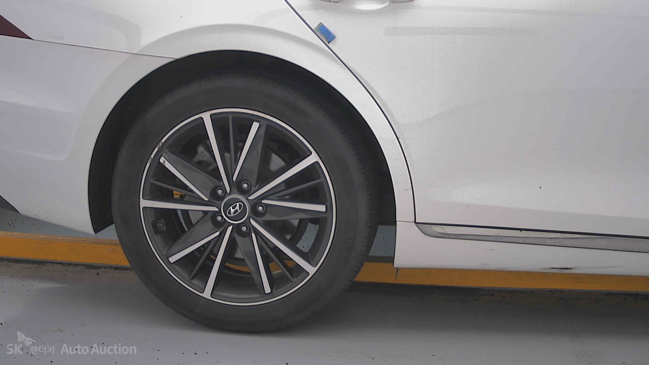 2022 - hyundai grandeur