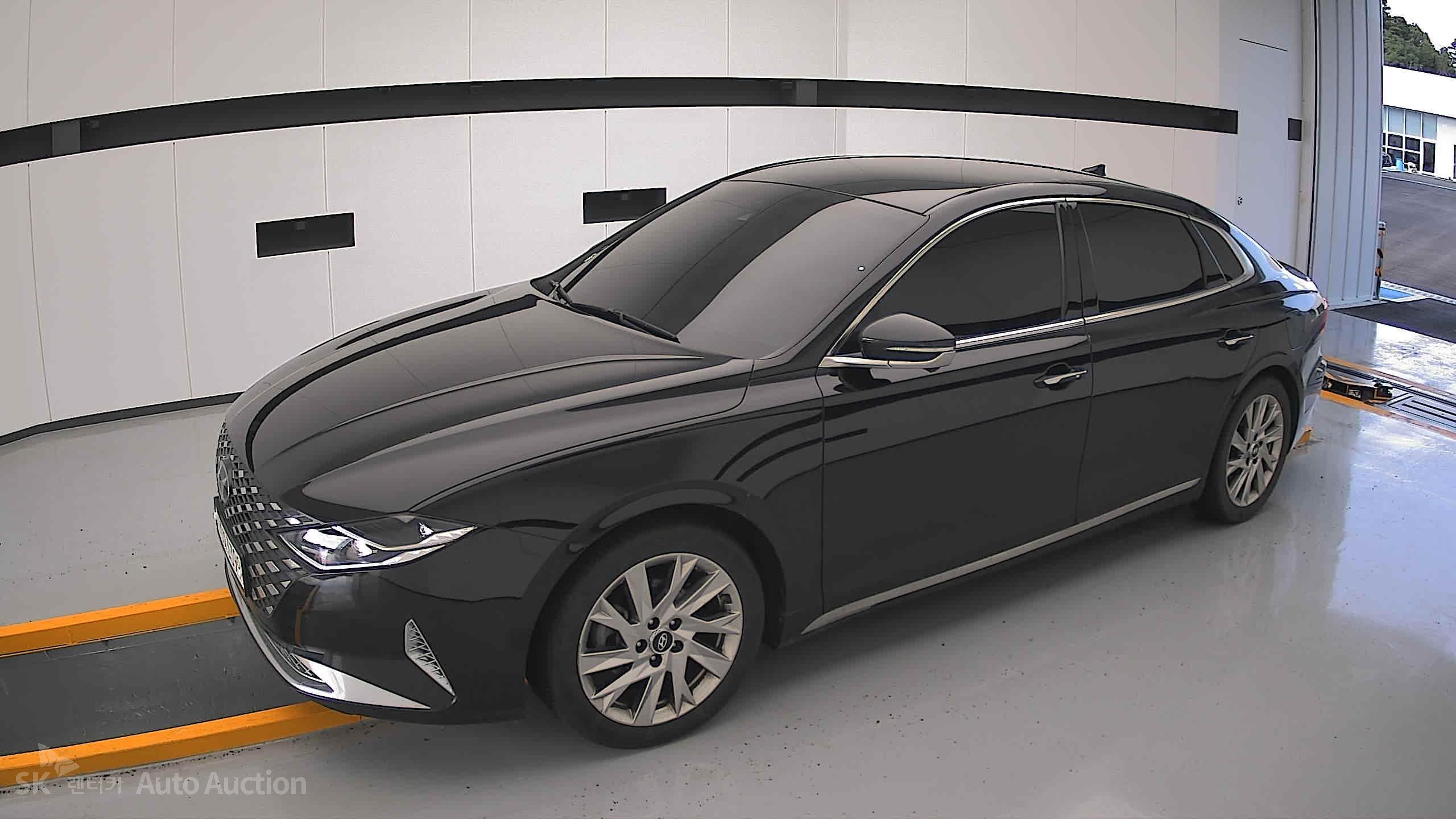 2022 - hyundai grandeur
