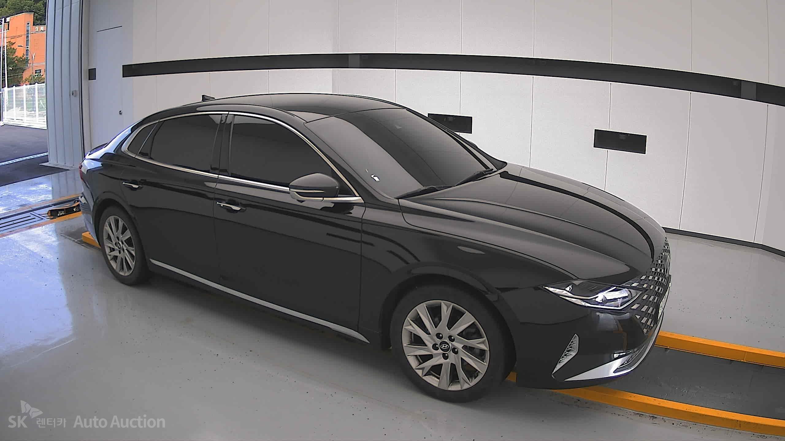 2022 - hyundai grandeur