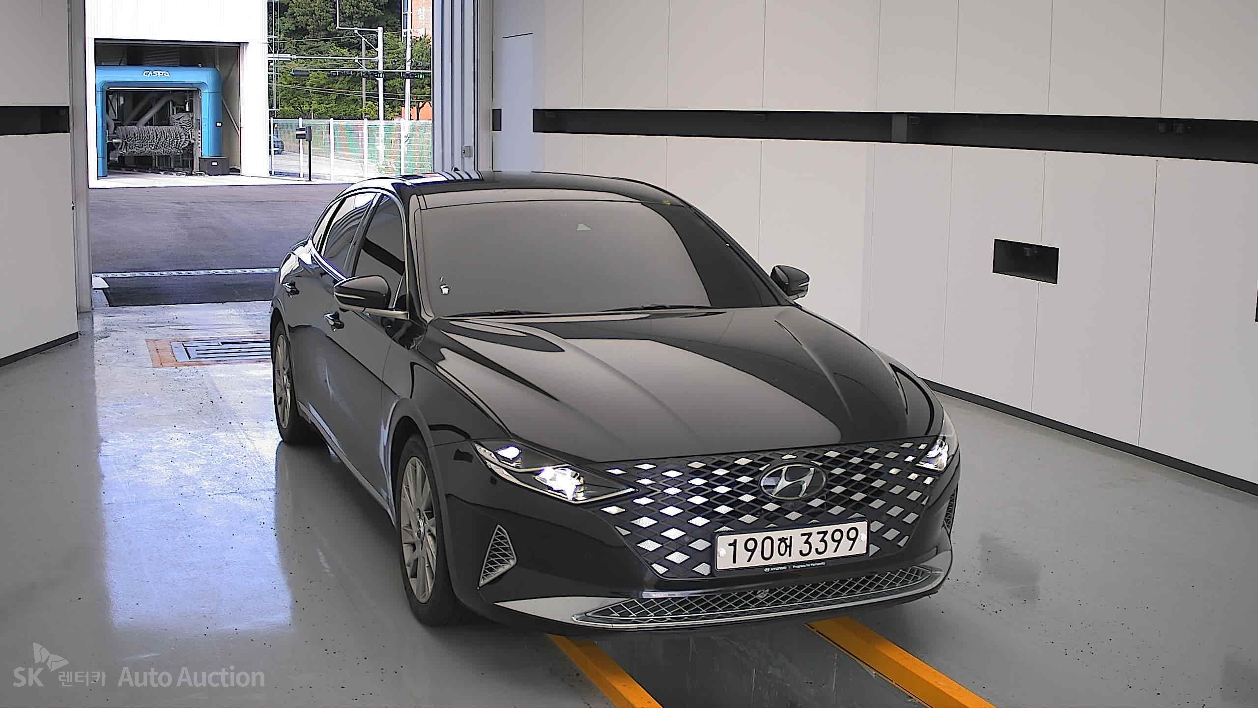 2022 - hyundai grandeur