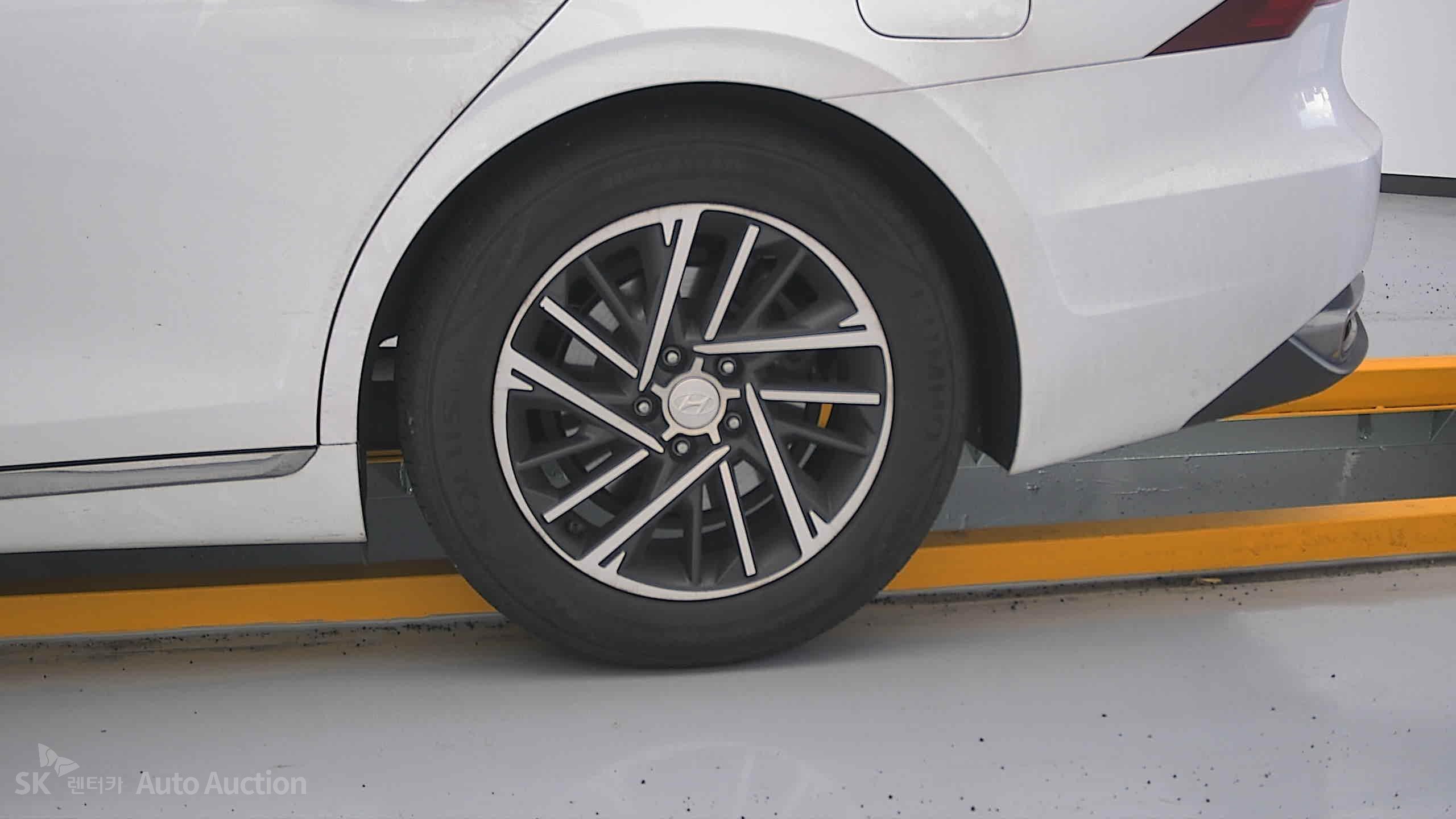 2023 - hyundai grandeur
