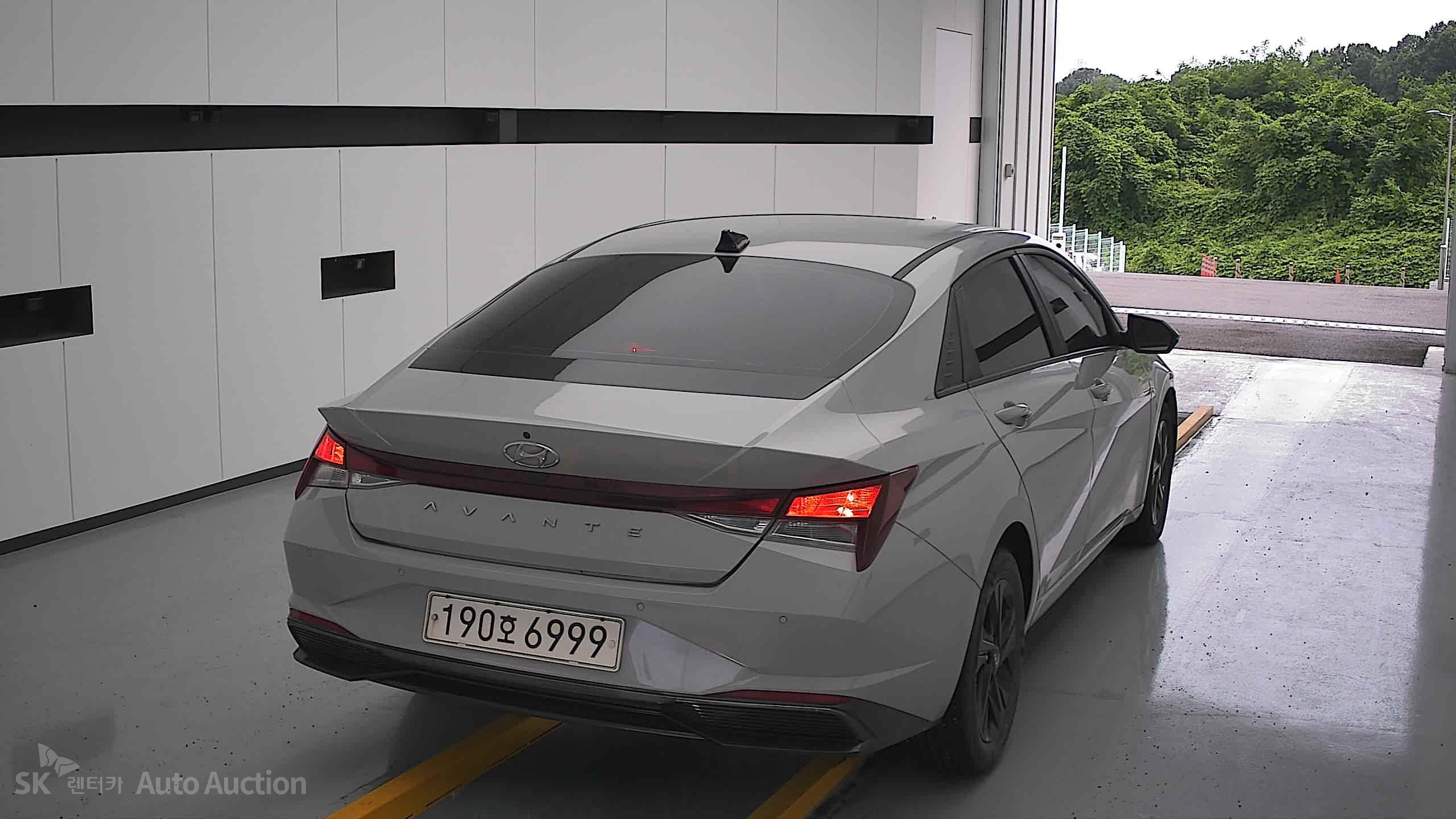 2023 - hyundai avante