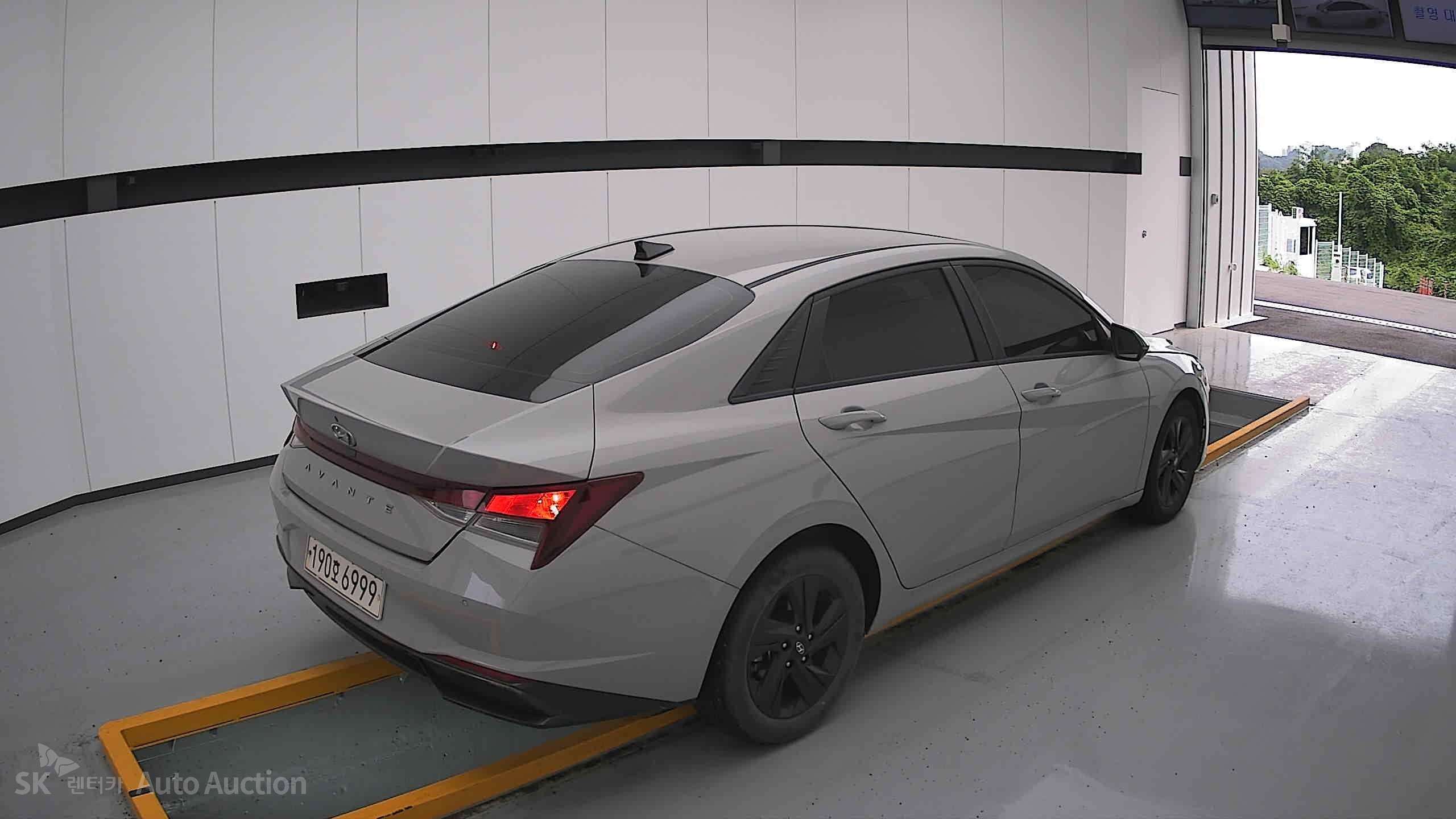 2023 - hyundai avante