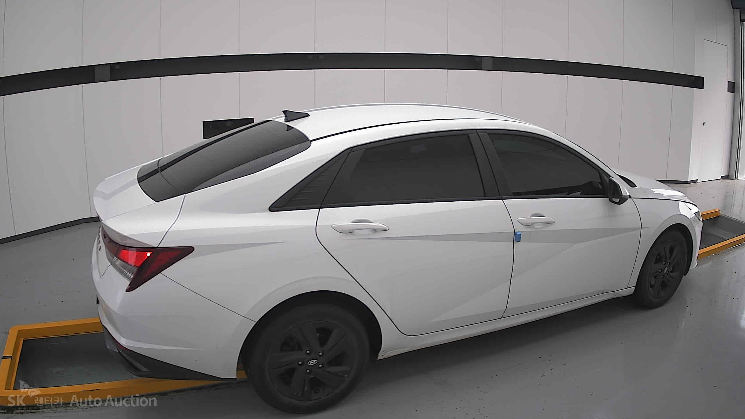 2023 - hyundai avante